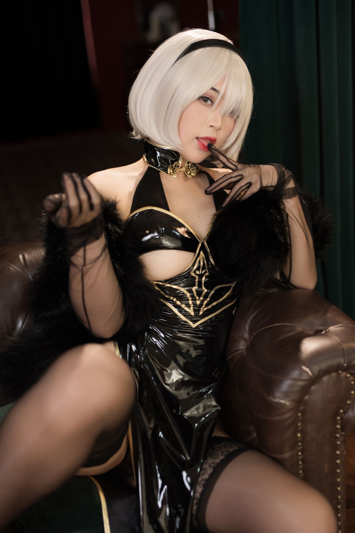 Cute little sister Cosplay Bai Ye Nightingale x2B