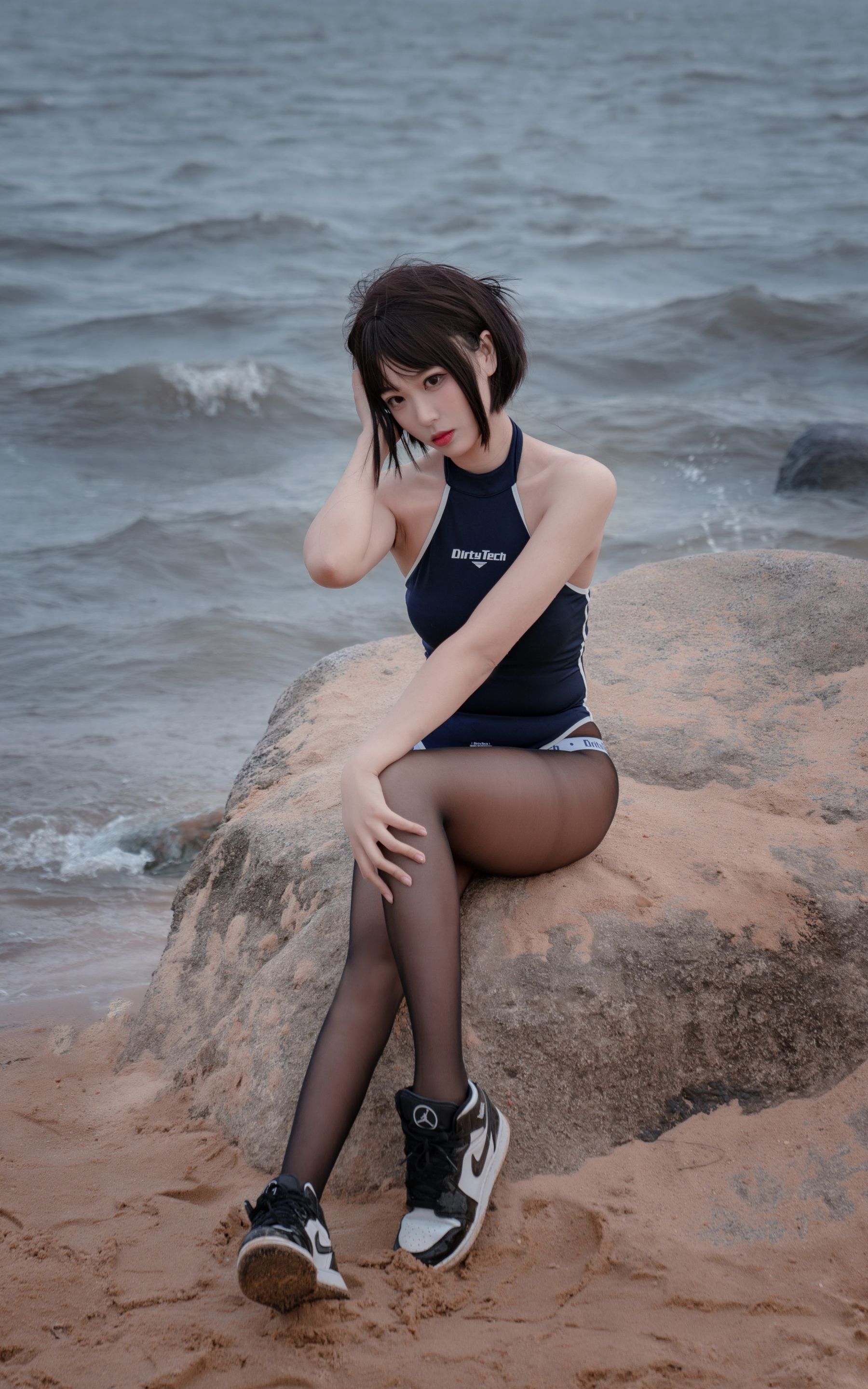 Welfare COS Sister Xuan Xiao Xue -Beach Swimming