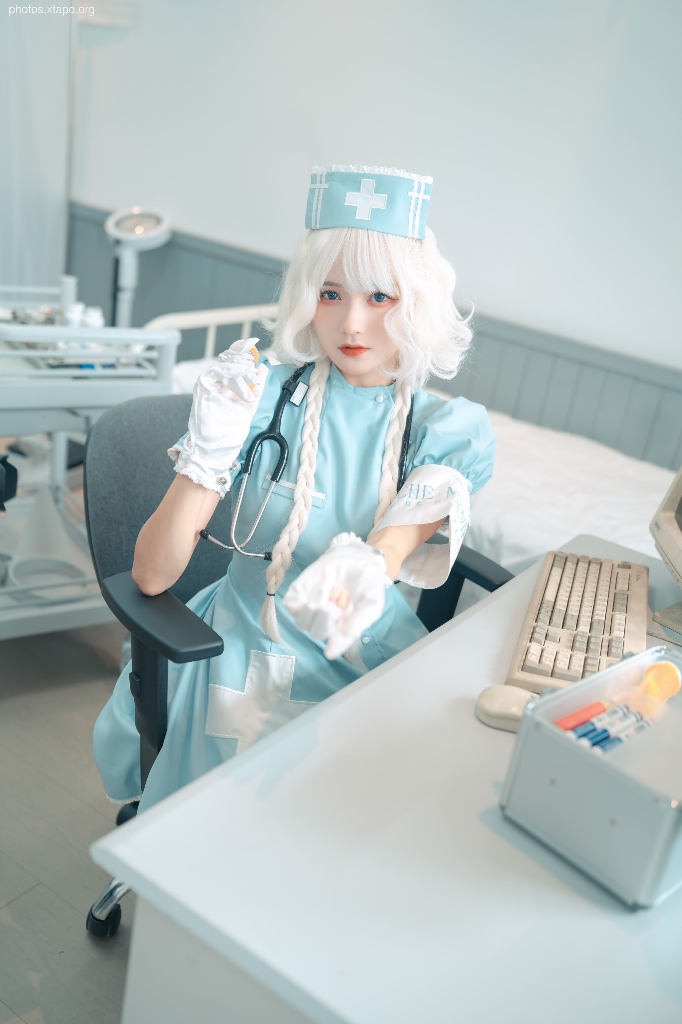 Rabbit ZZZ does not eat carrot sweet healing 31P-117MB