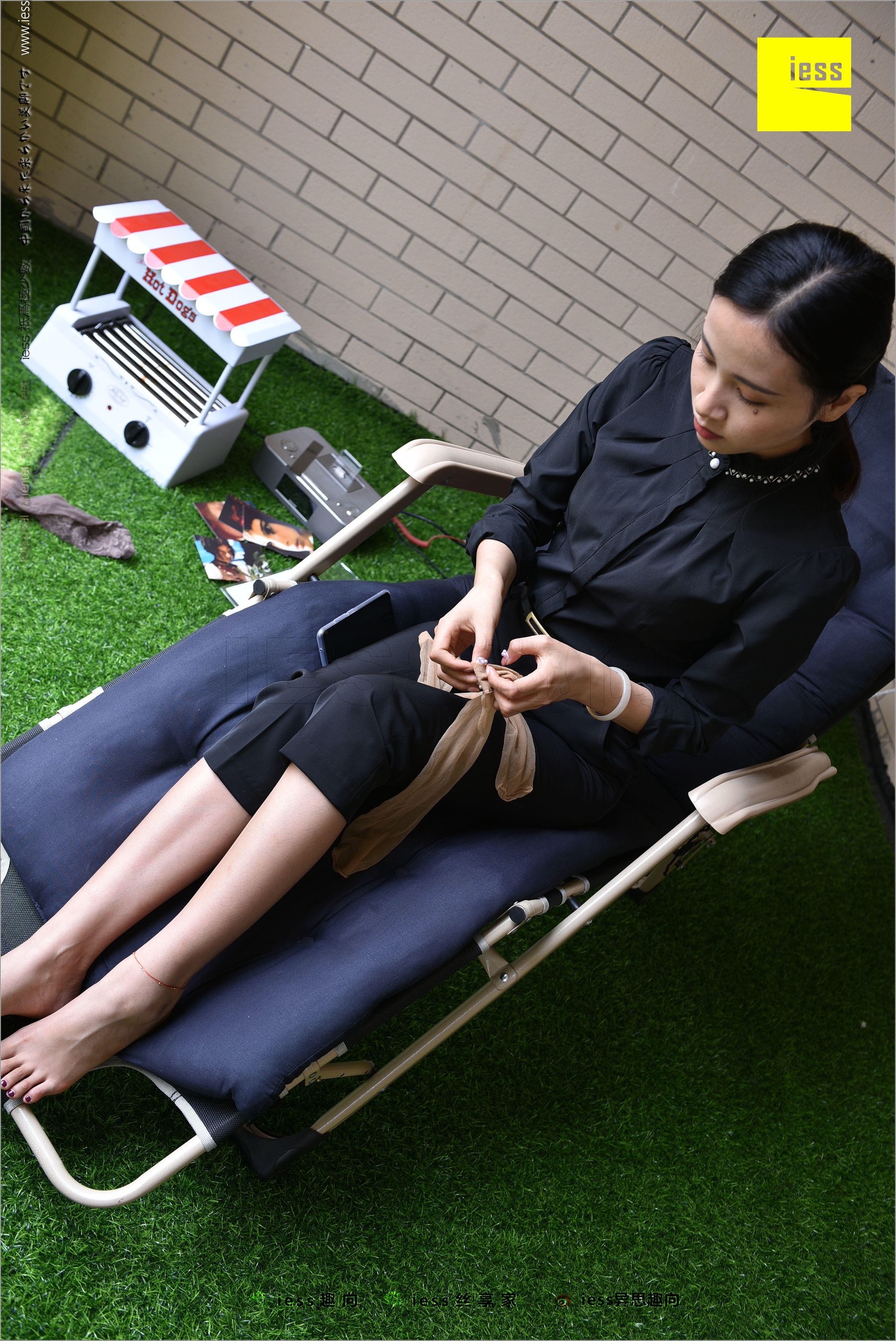 Huahua's Middle Stockings-The Beauty of Unpopular Different Thoughts to IESS Silk Foot Bento 214