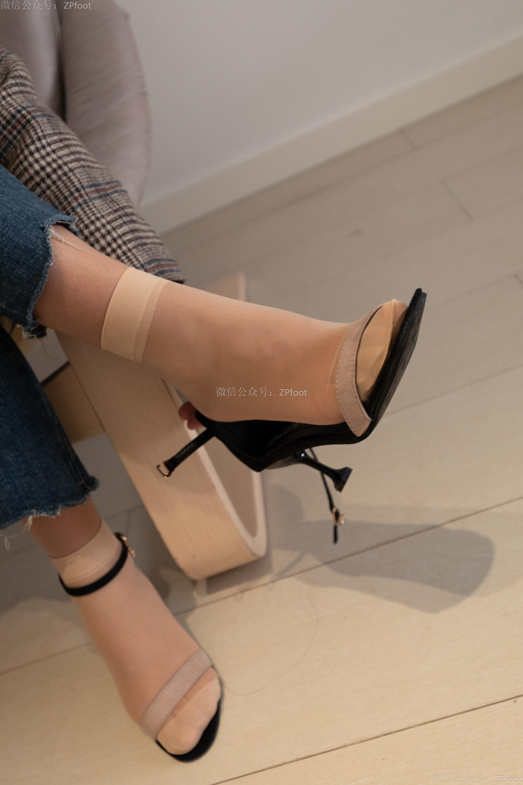 Mountain Tea Photography LSS NO.079 Jeans Small suit