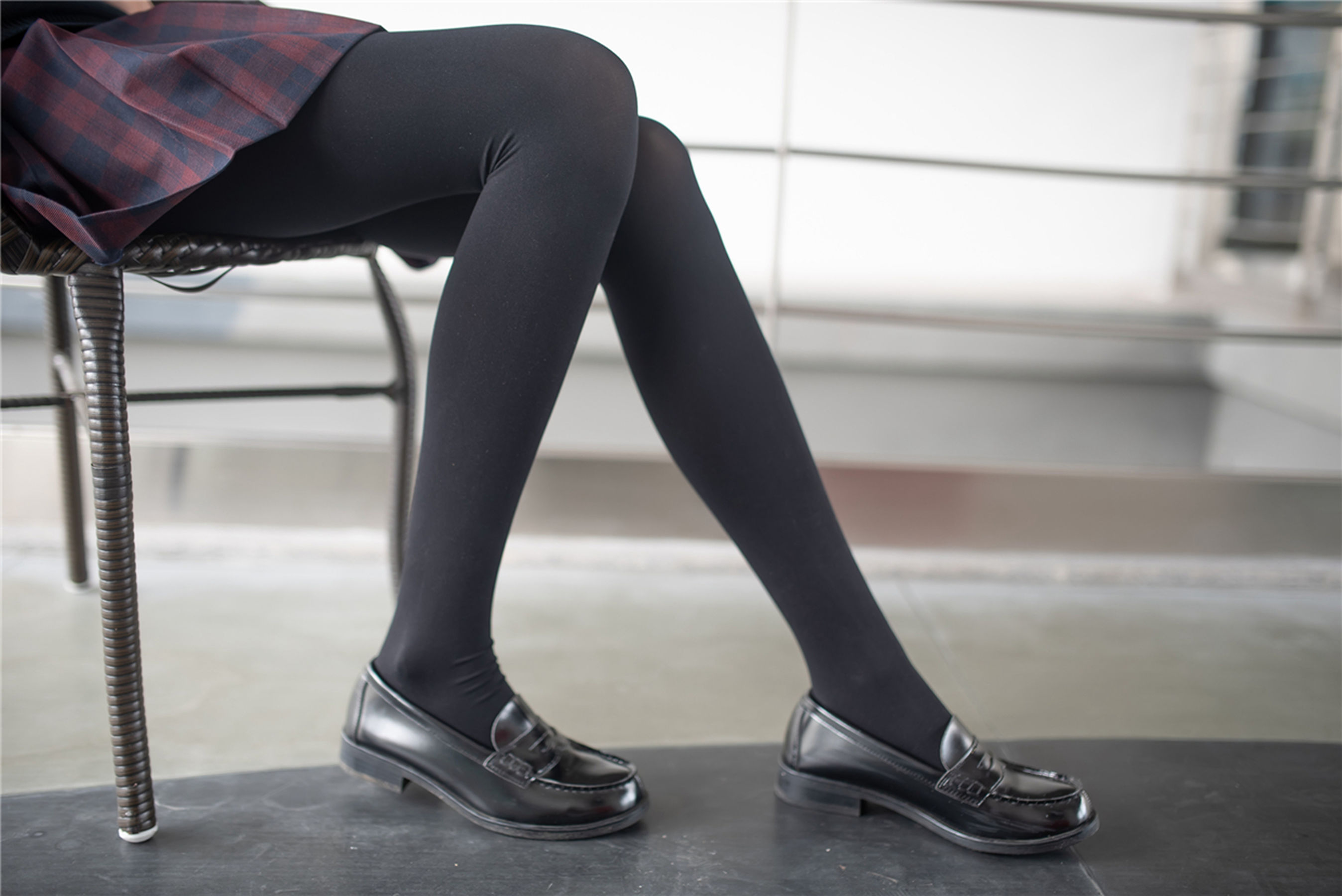 Field of Wind NO.147 Red Black Skirt thick black silk