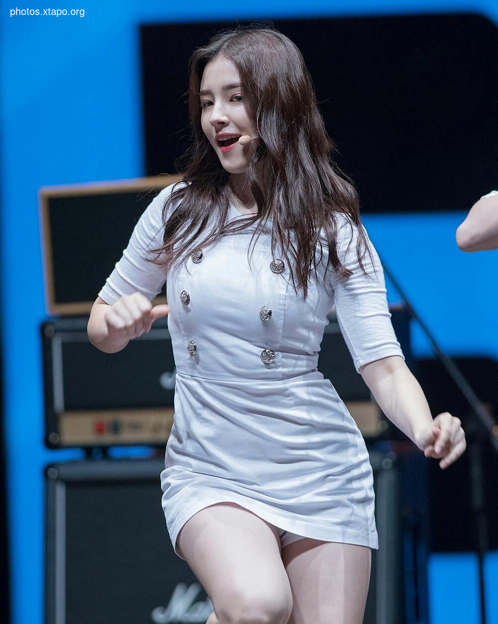 Nancy Momoland,