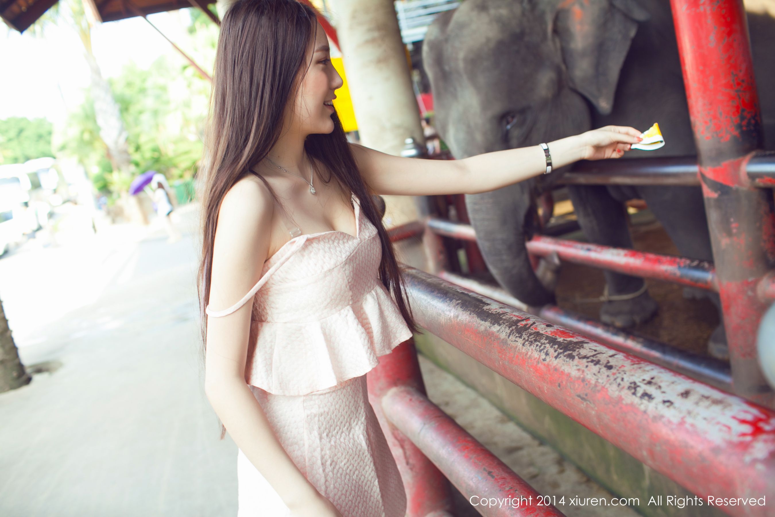 Goddess Liu Yining Lynn Thai Street Xiuren No.139