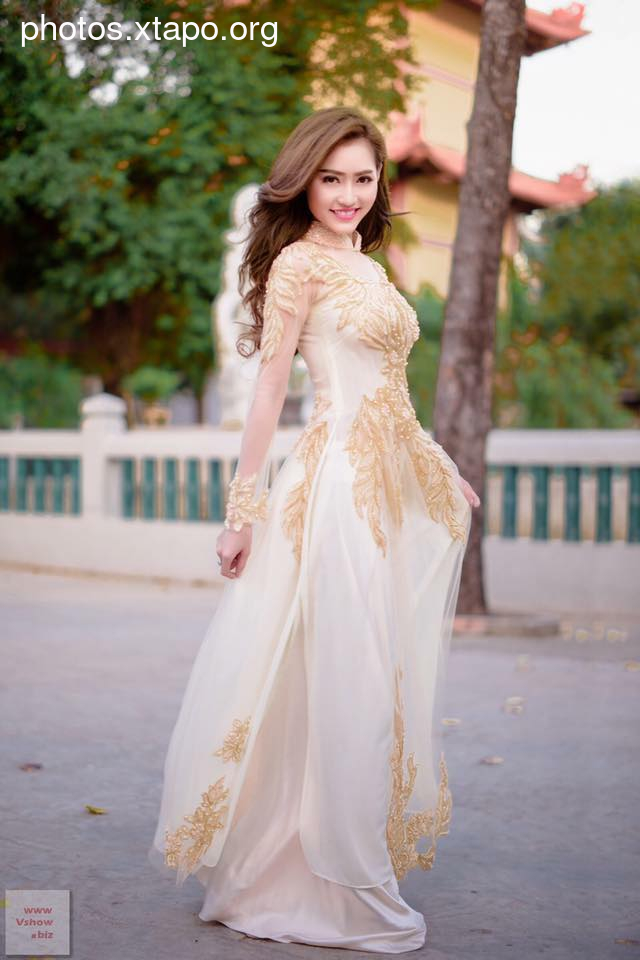 Ngoc Ha Wild Sexy Picture and Photo