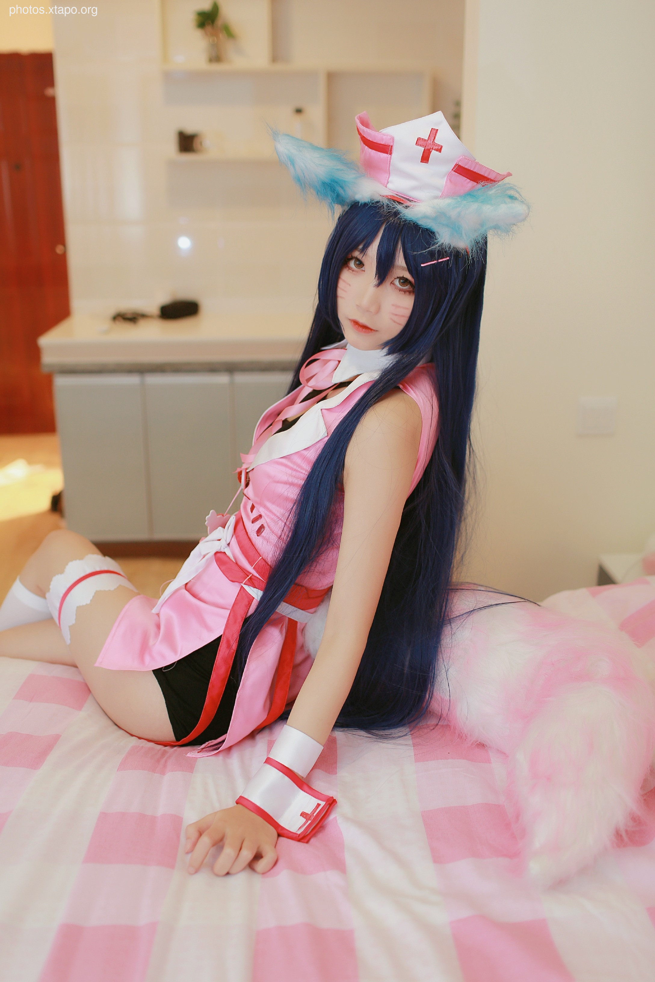 Five more than a hundred ghost Aju Nurse Series 37P-174MB