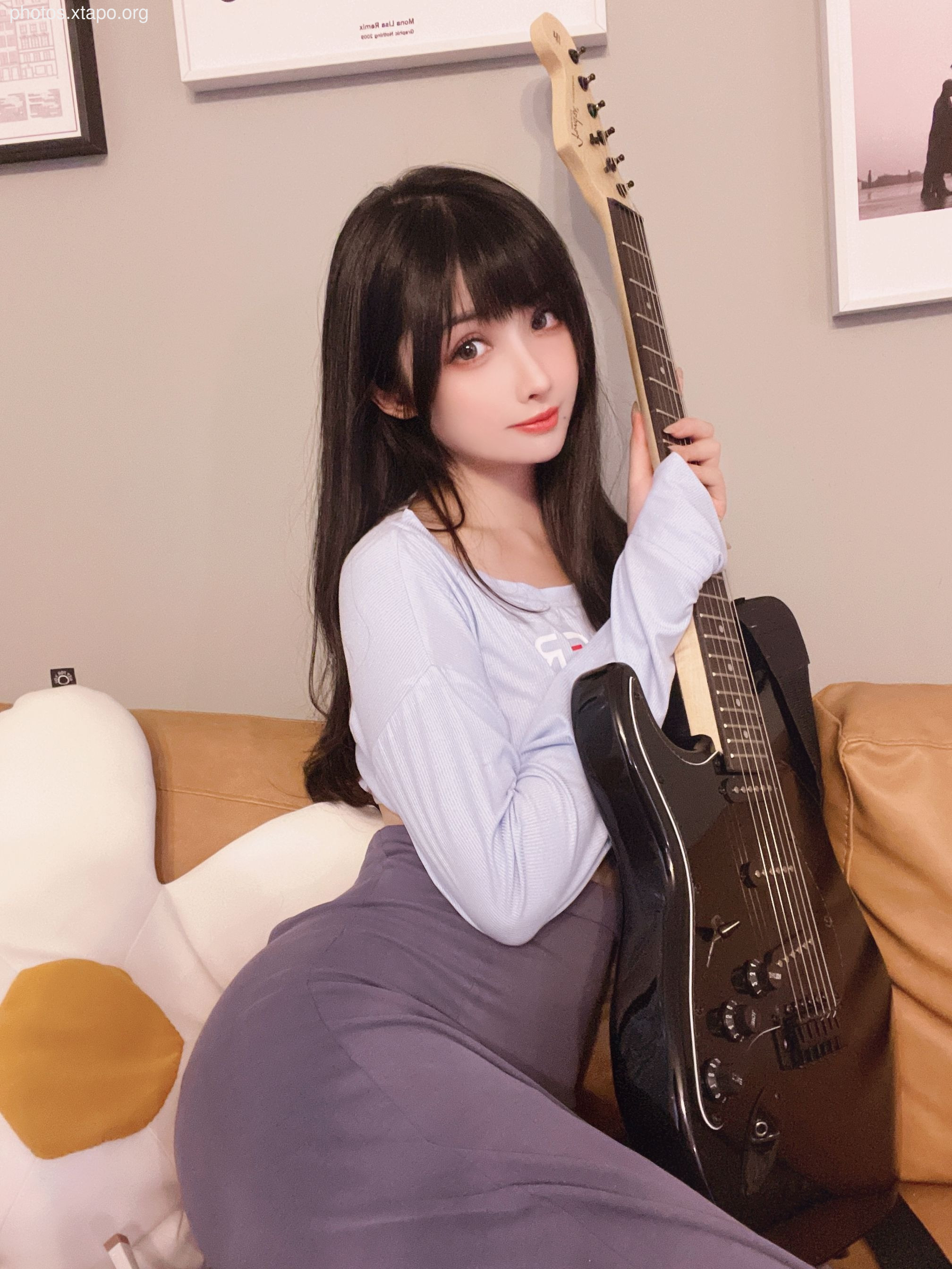 Rioko Liang Liangzi-Guitar Sister