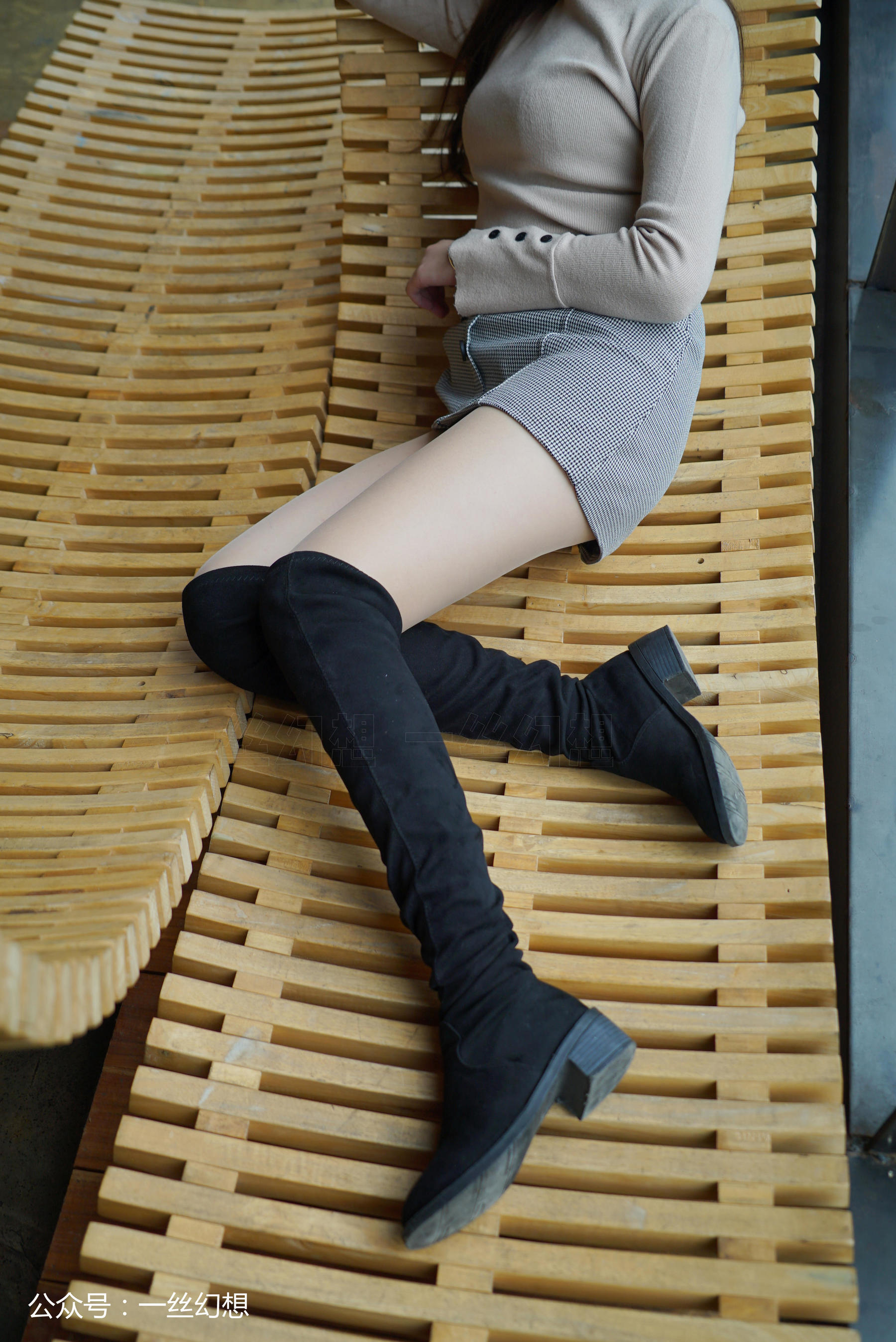 Gaosi Women's Picture Socks Xiaomei × a hint of fantasy NO.035 vivi