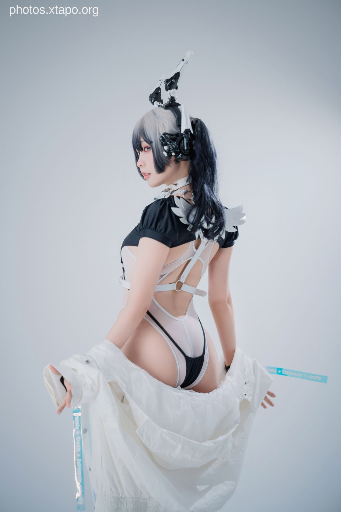 D- White cybergirl