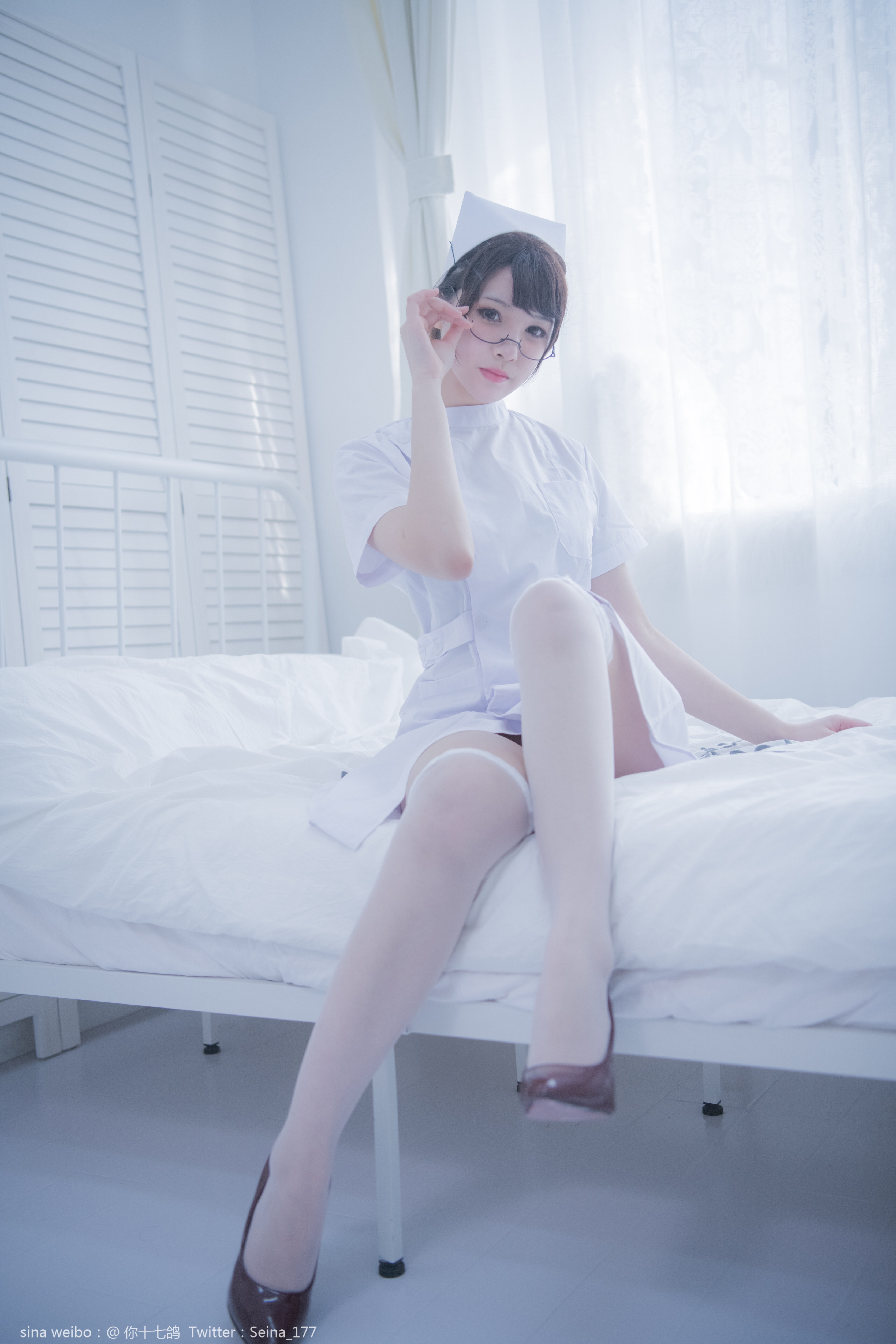 You seventeen pigeons white nurse 110p1v-535MB