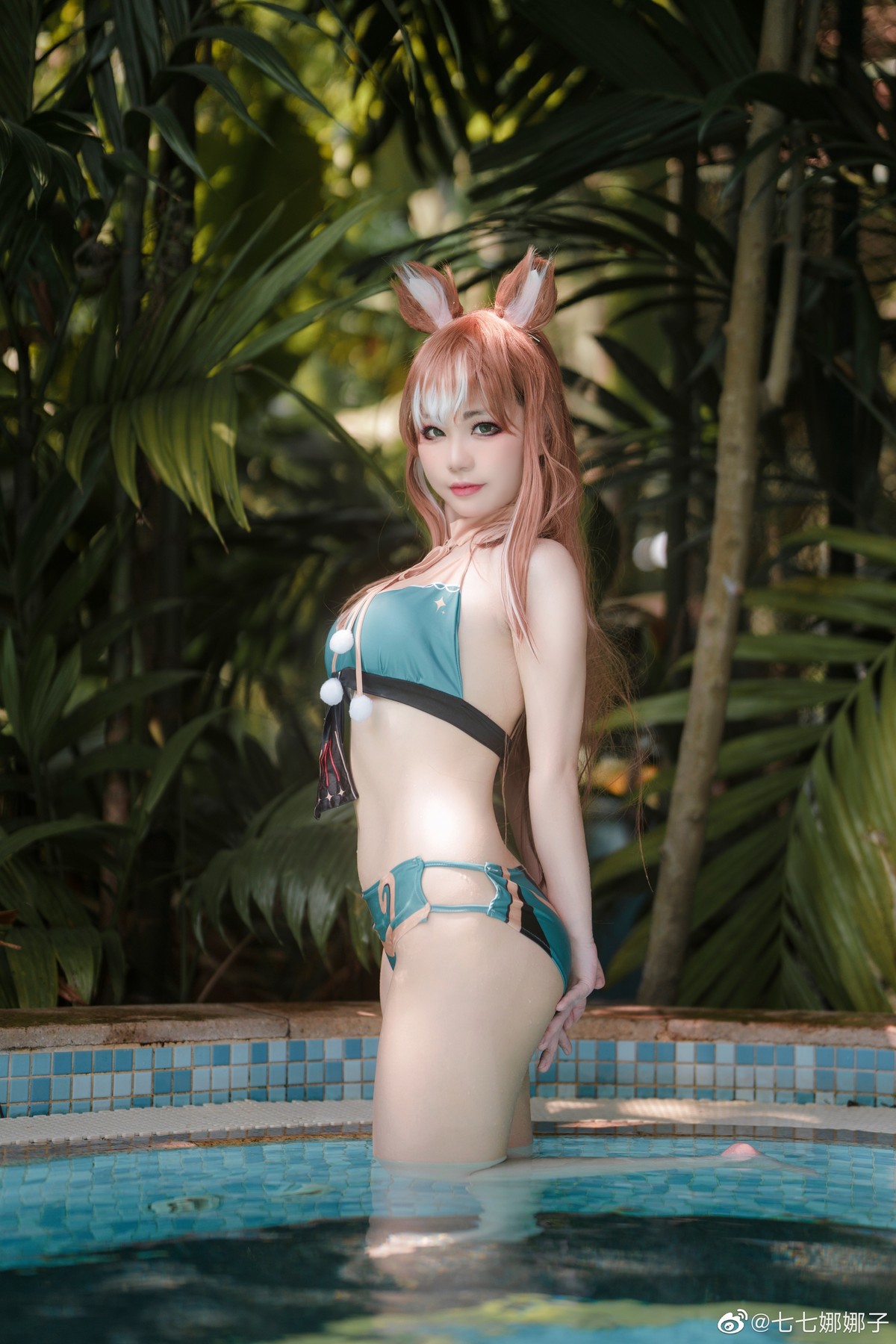 Qiqi Nanazi Cosplay Xina Bar ​​​Swimsuit Ver