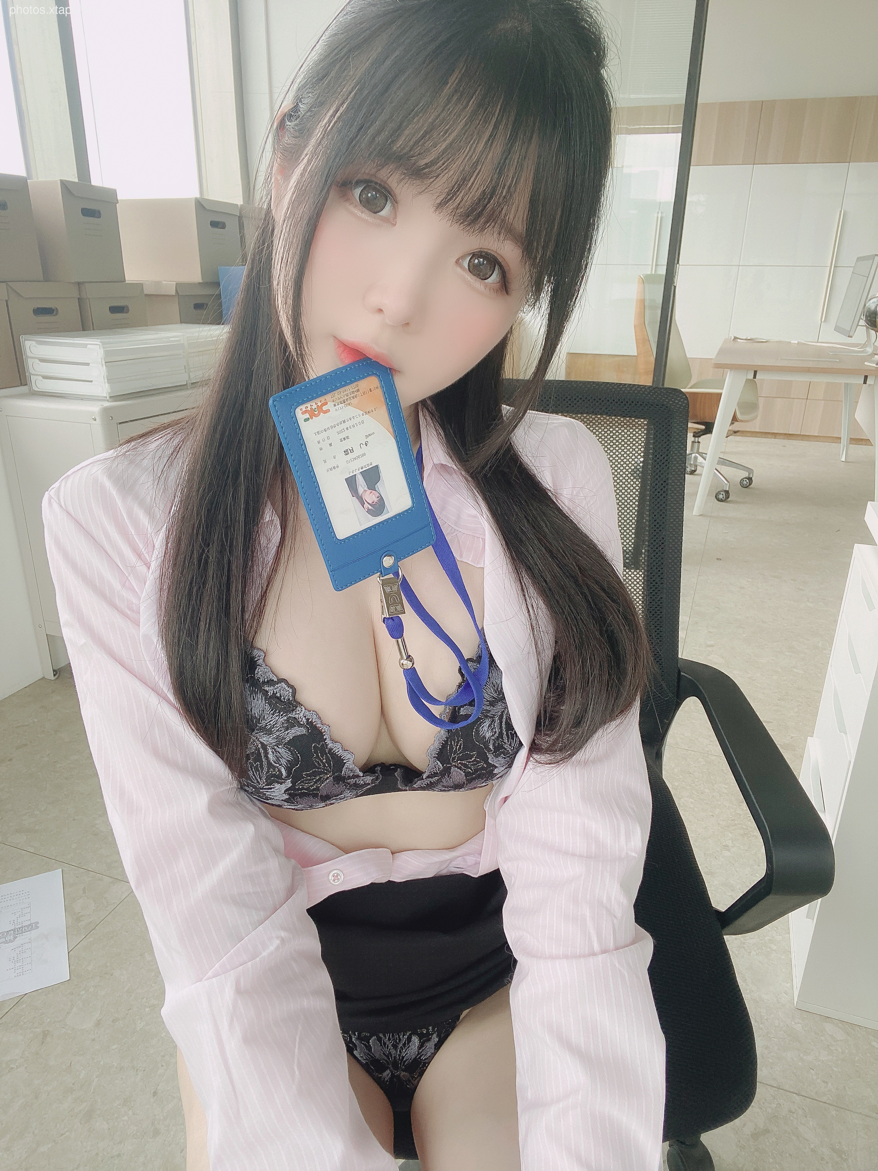 2022-08-25 New employee Shimomo-chan 24p-193.12MB