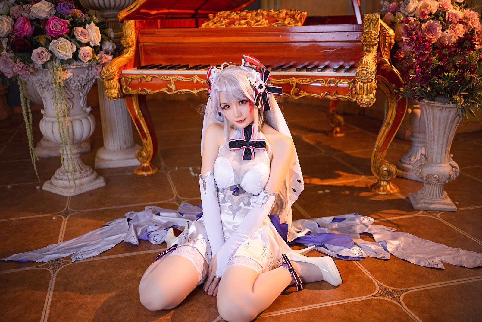 Cosplay Star Chichi Hoshilily Secret Garden Organ Wedding Dress