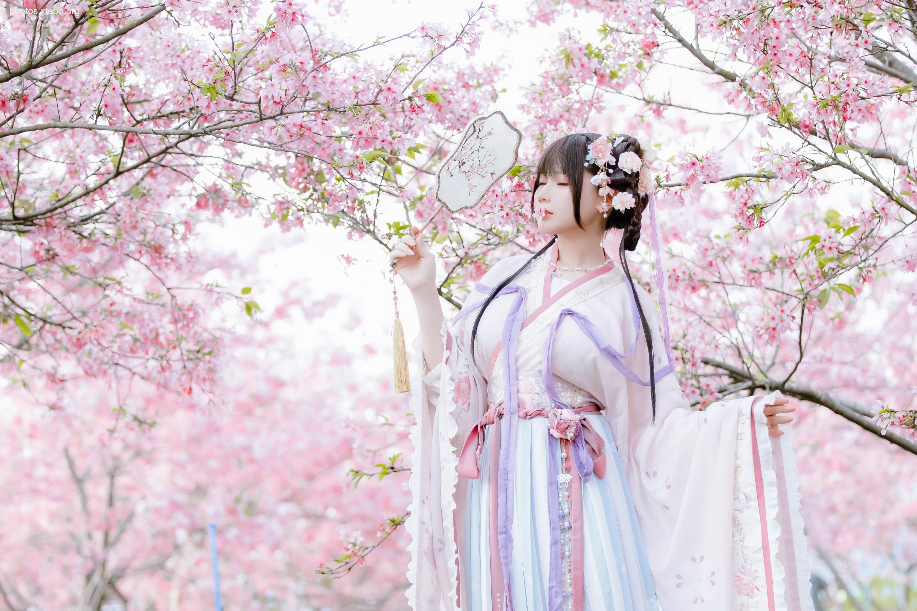 Nyako - Sakura Hanfu Flower God Prayers 52P-219MB