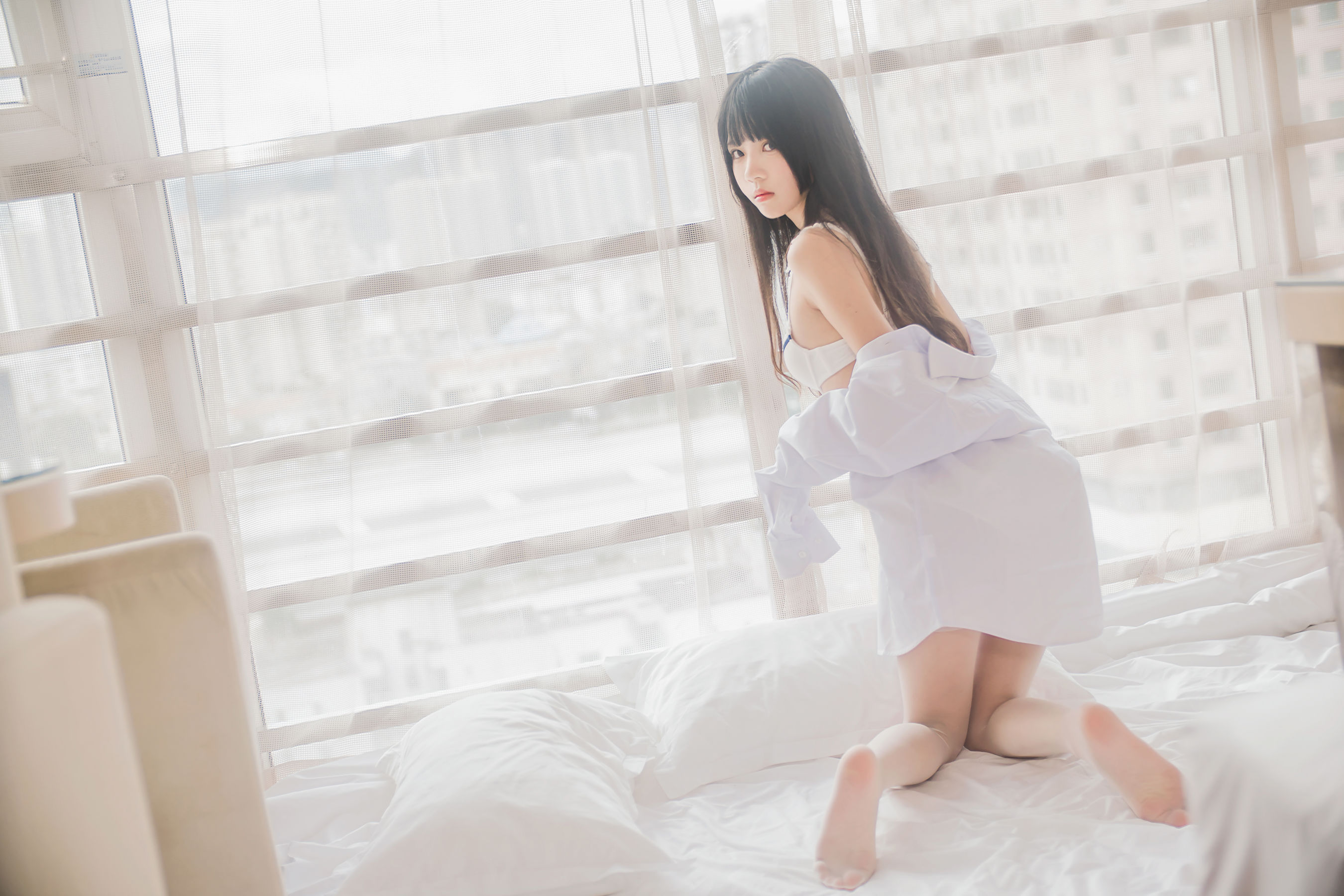 Loli cos 喵 -White Shirt Express