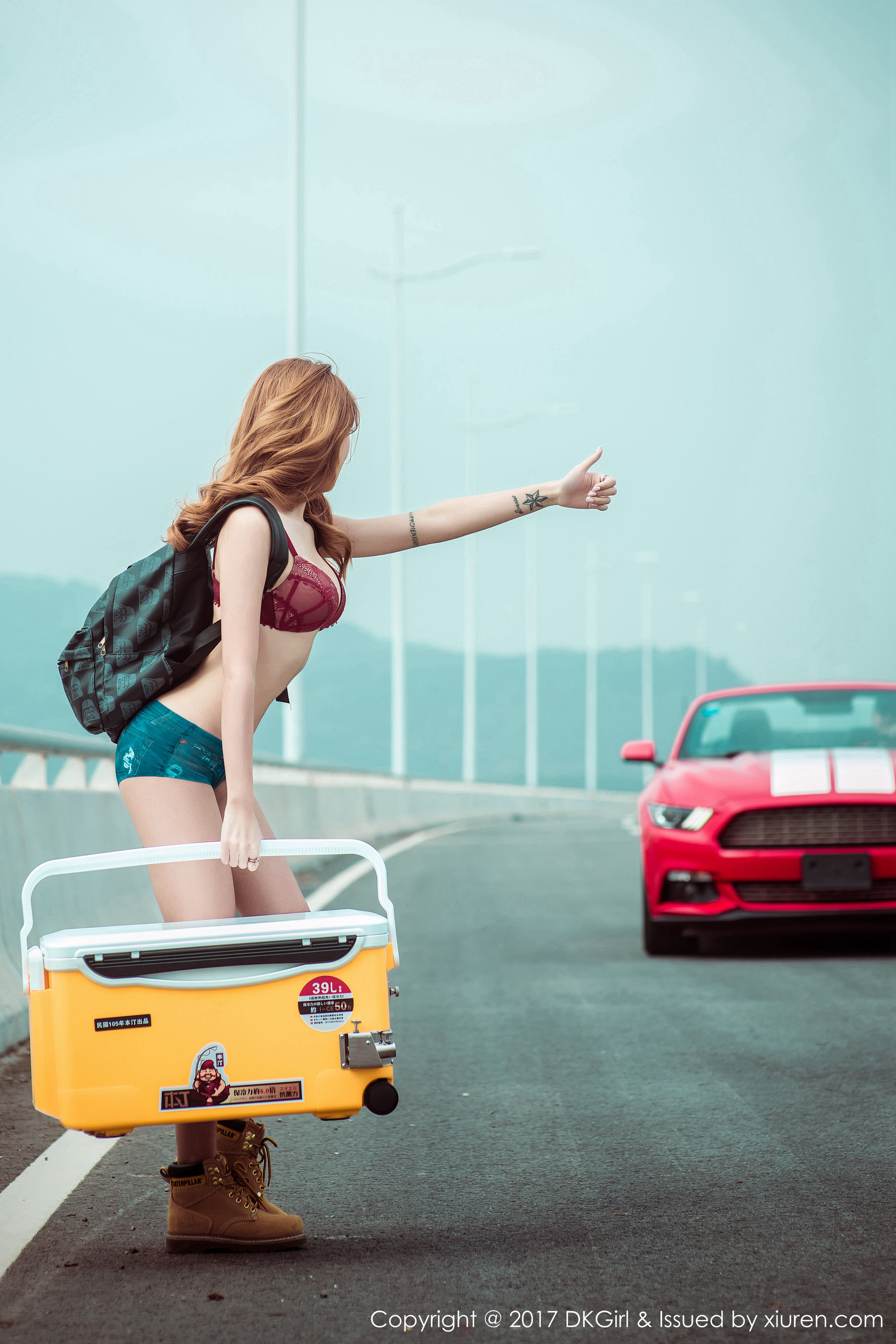 Cai Le'er's Beautiful Breast Beautiful Legs, Solid Silk Foot Royal Girl DKGIRL Vol.018