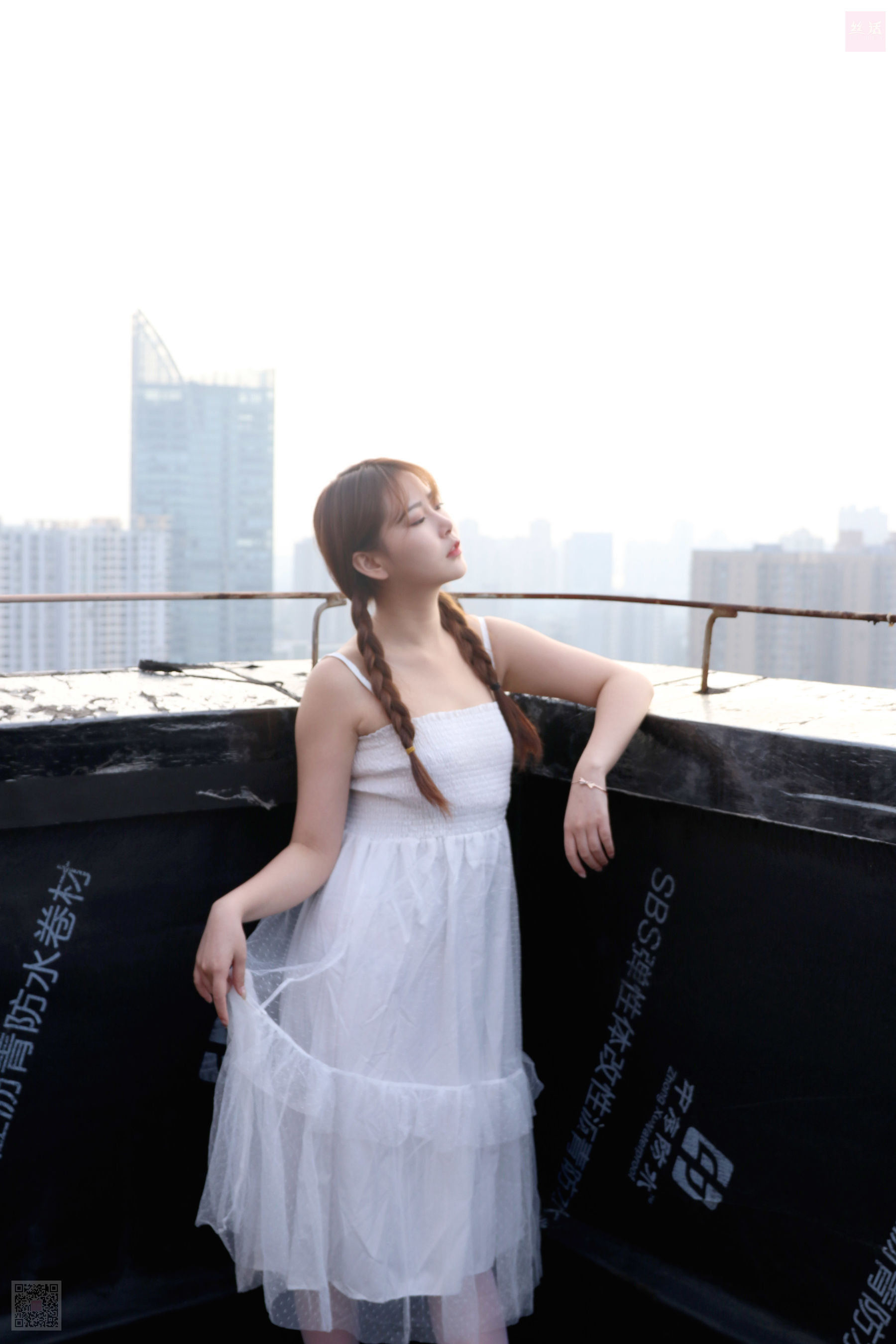 Sihua SH021 girl who dances in the rooftop of Su Yu