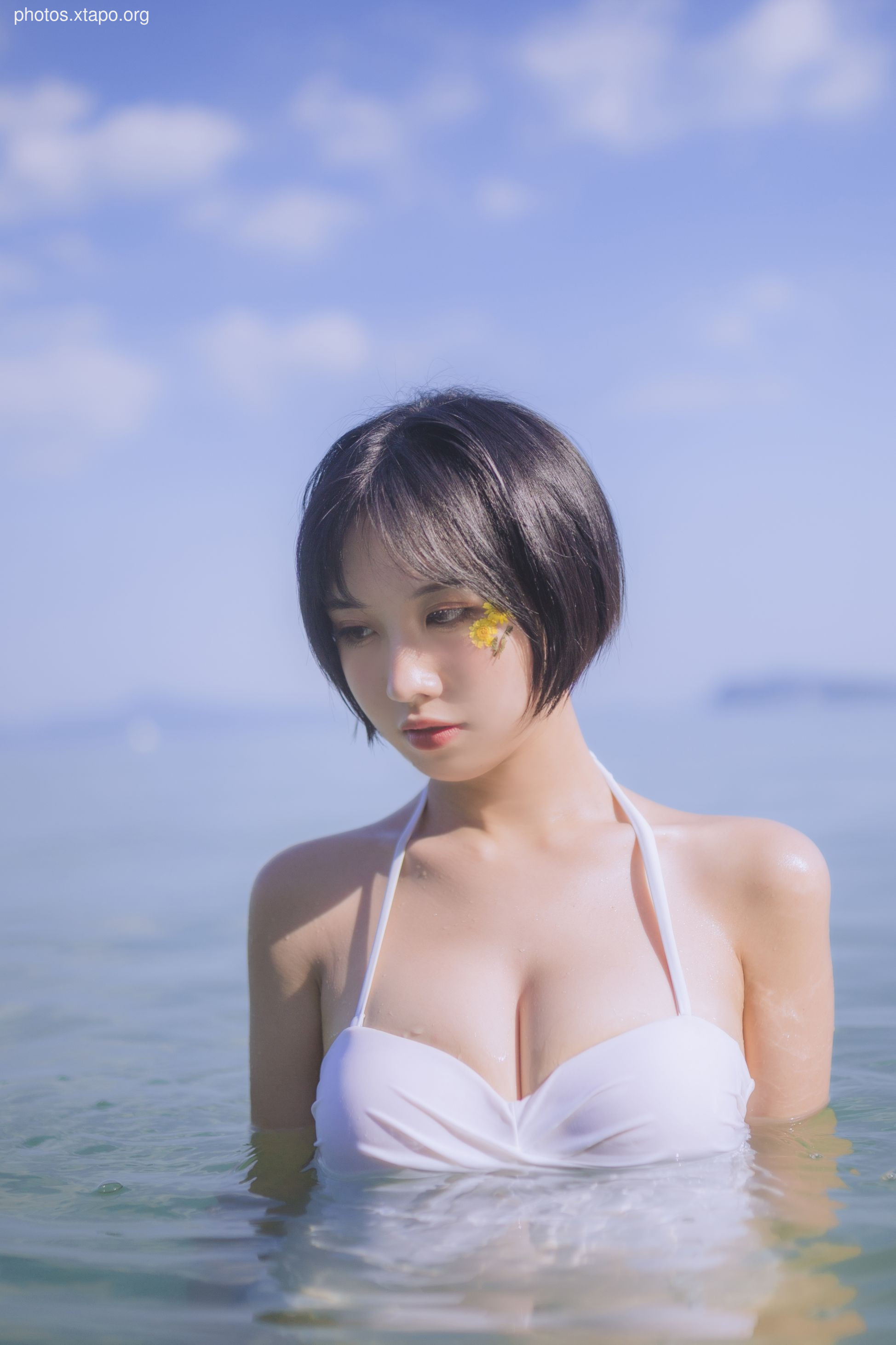 NO.017 White Swimsuit 30p-270MB