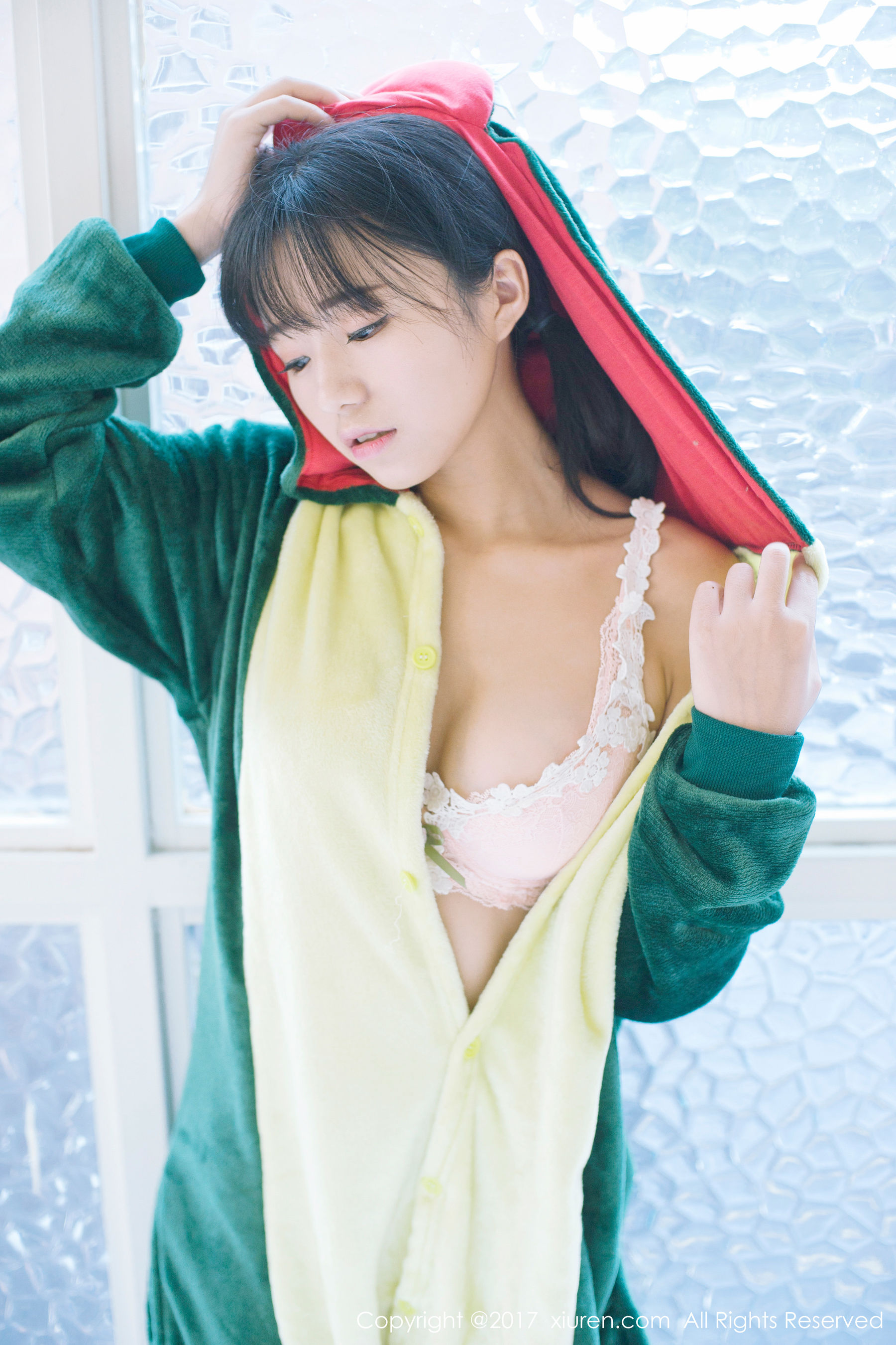 Kurai Yuka Little Strawberry Small Series and Little Dinosaur Robe Xiuren No.831
