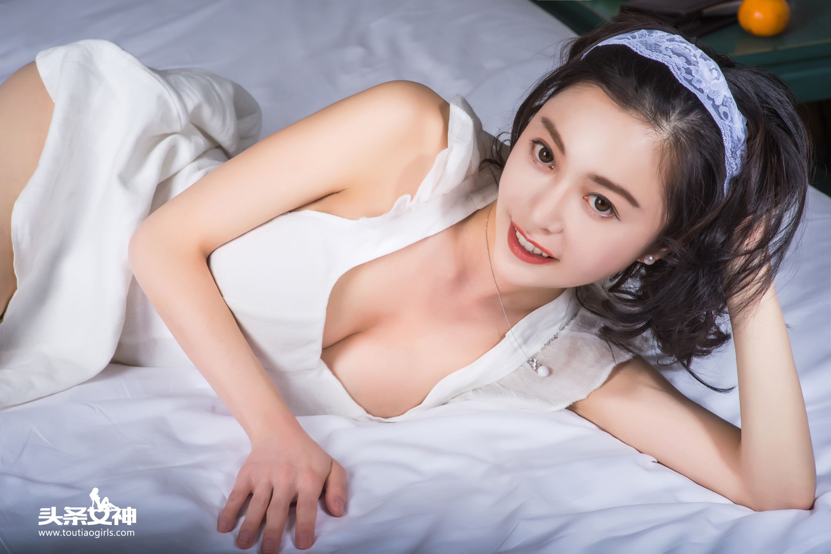 Xiao Ai Sensitive New Wife Headline Goddess