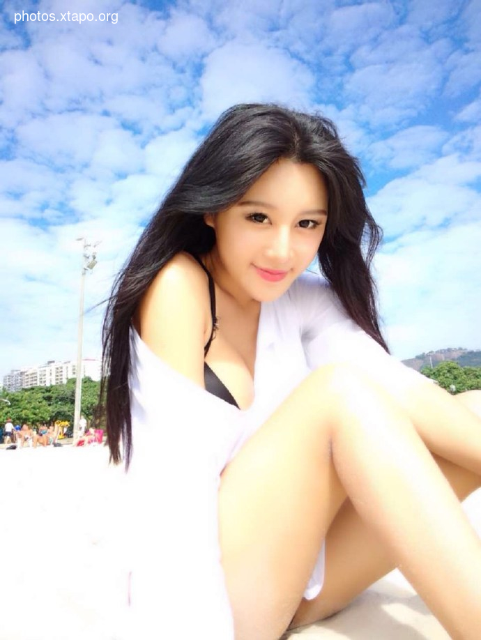 FAN LING JOLIE (Fan Ling Jolie)