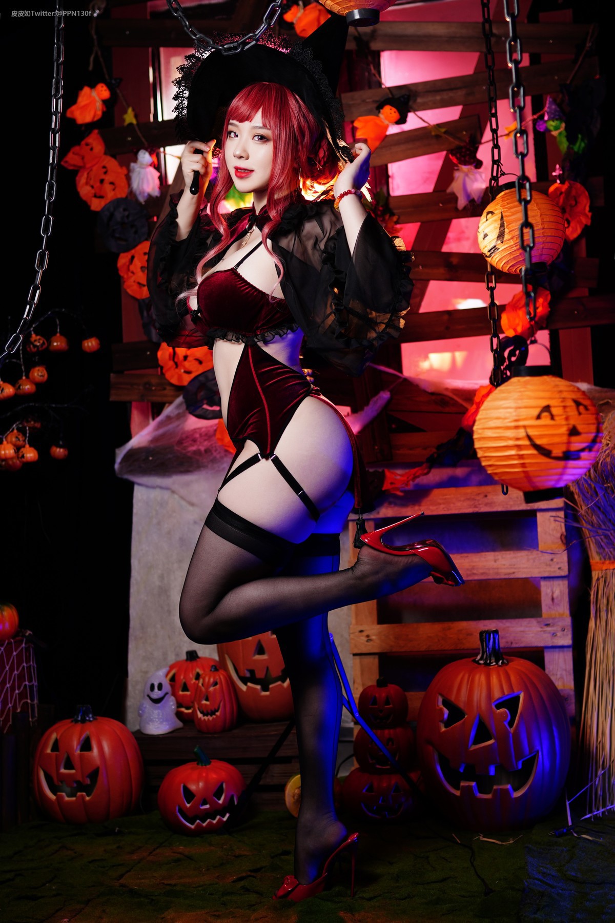 Cosplay Pipi Nai is so cute Halloween Witch