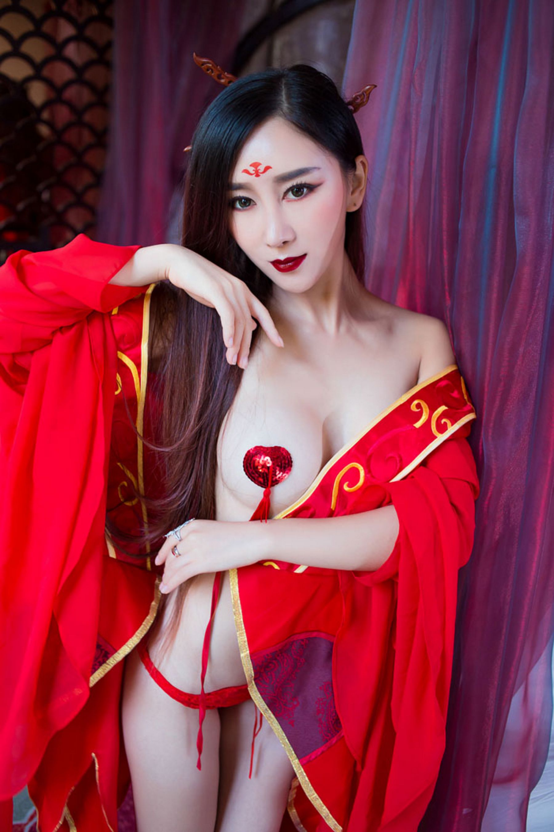 Zou Jingjing Flower Thousand Bone? Magic cos Xiuren Xiuren No.382