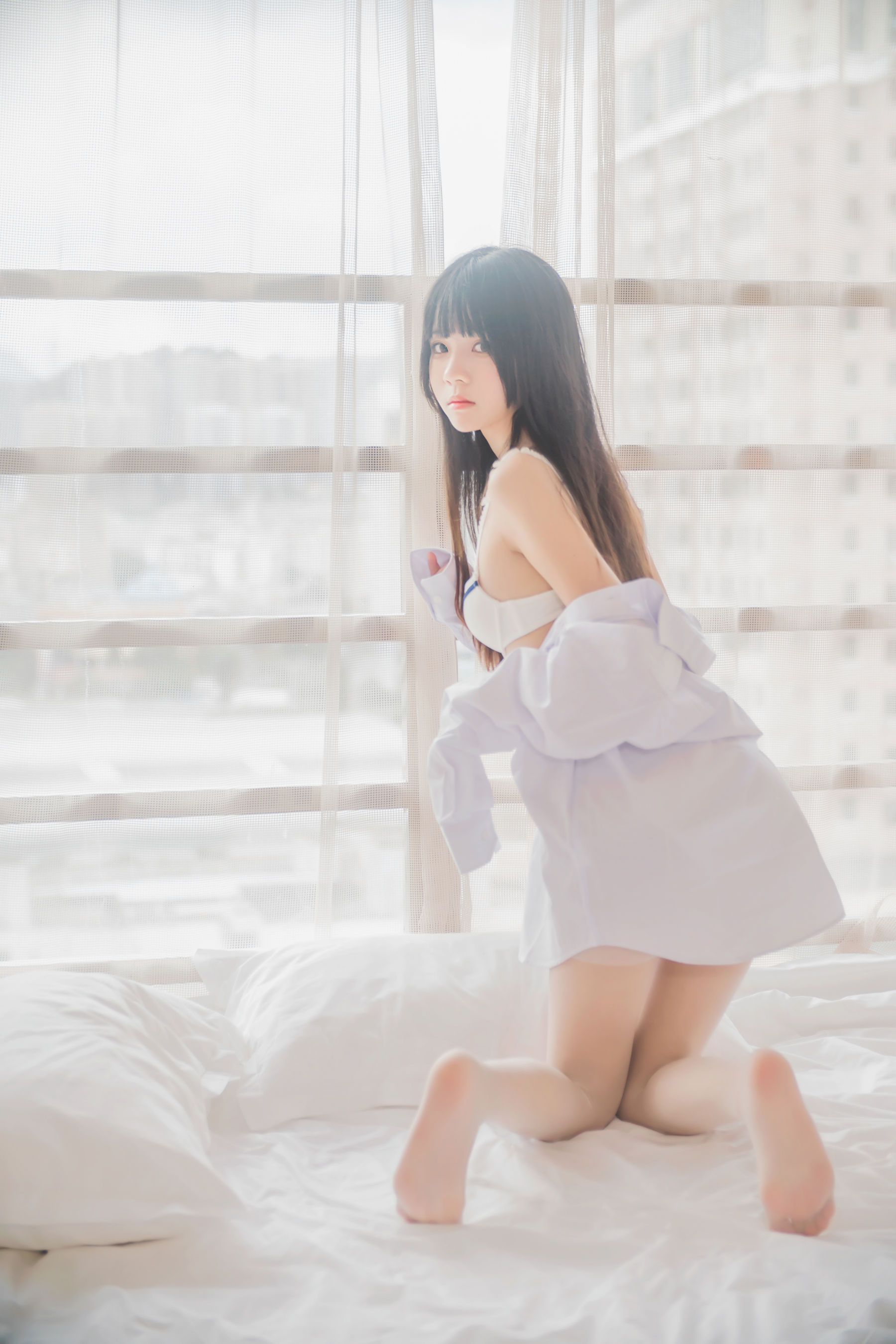 Loli cos 喵 -White Shirt Express