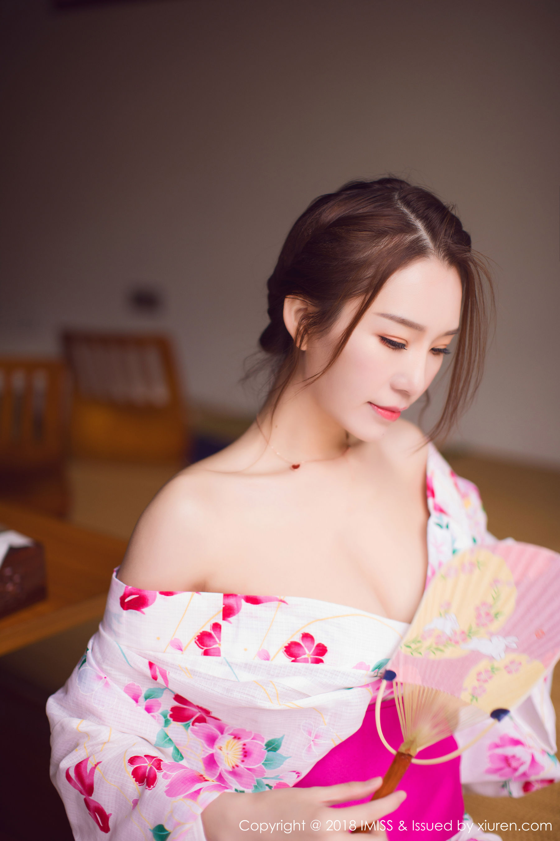 Newcomer Model Katrina First Set Photo Aimi Society Imiss Vol.252