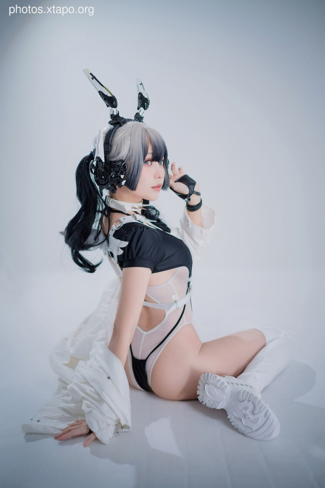 D- White cybergirl