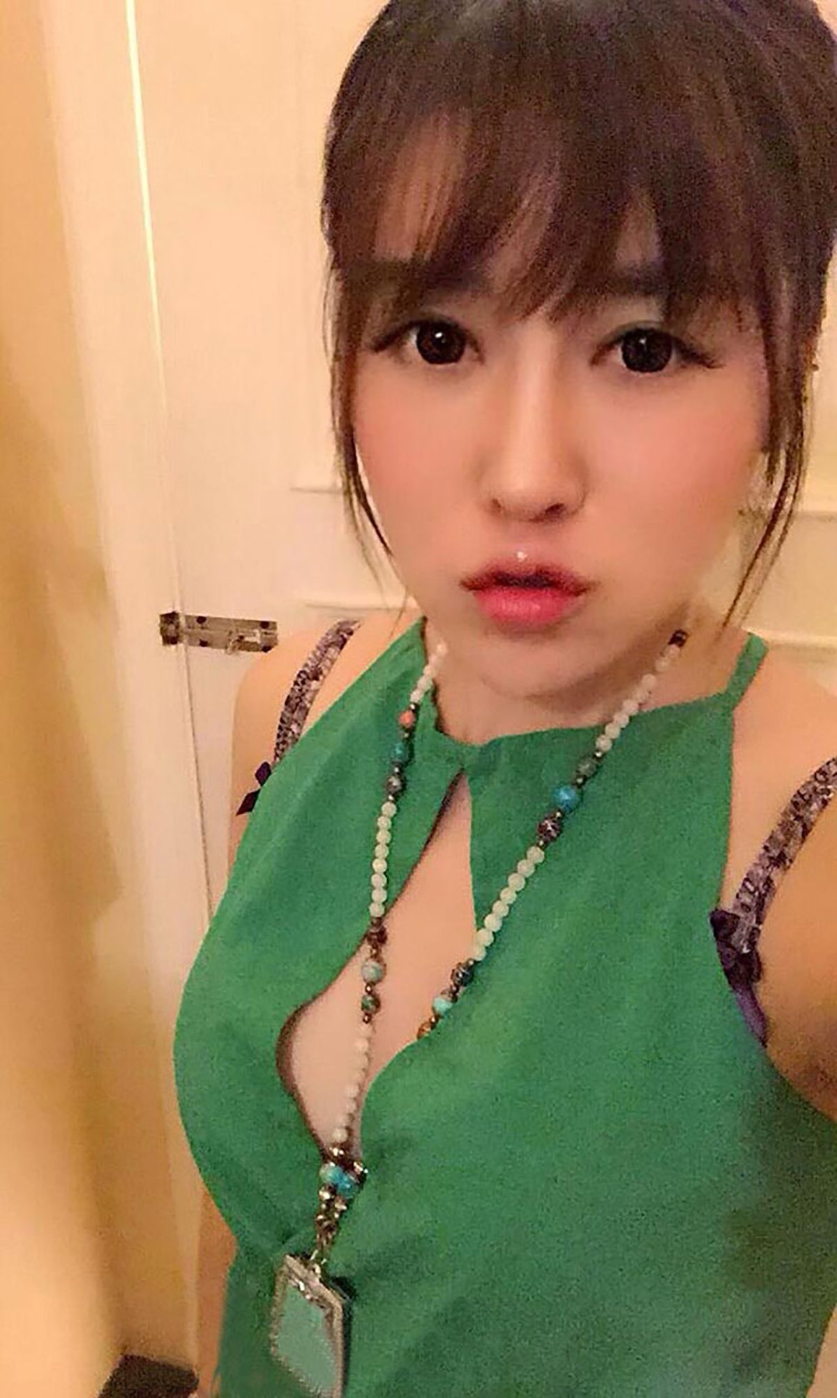 Xia Xue'er Little Rabbit opens the door love stunner Ugirls No.115