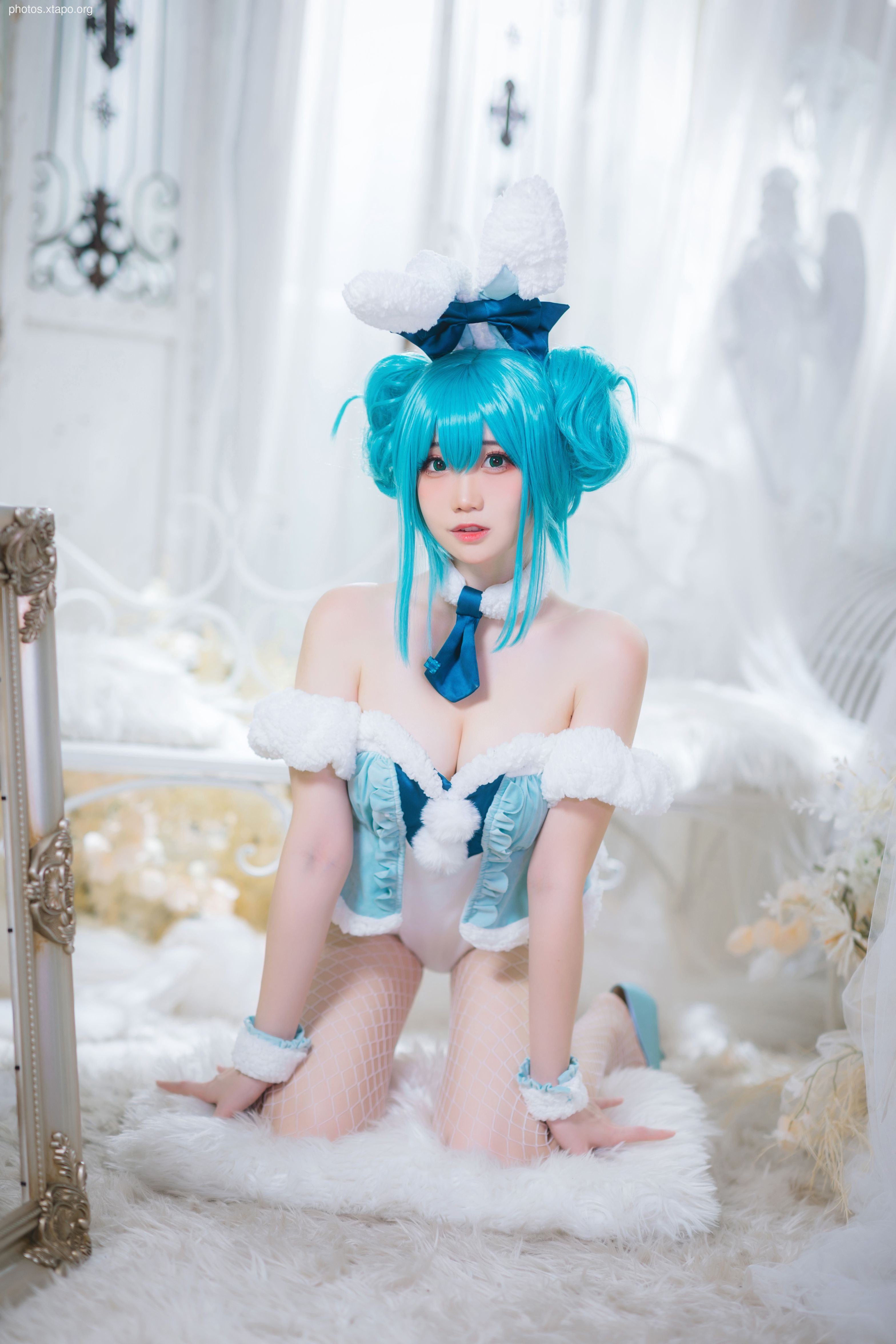 Supper carbon Hatsune Rabbit Girl 20P-239MB