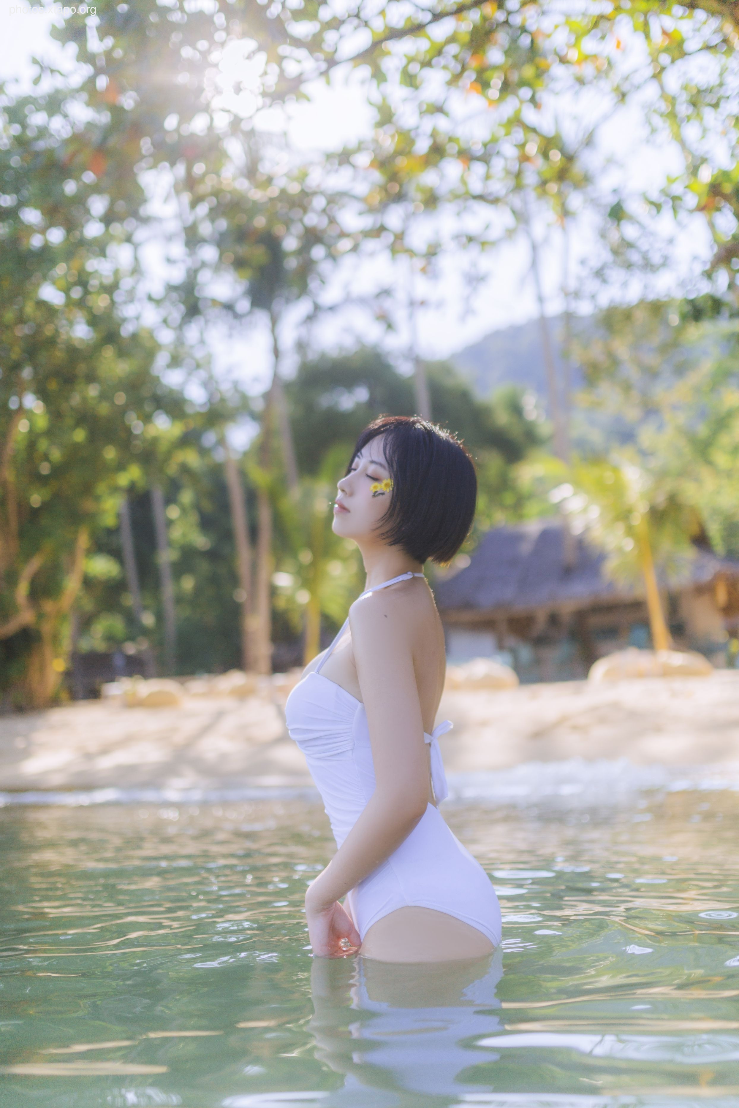 NO.017 White Swimsuit 30p-270MB