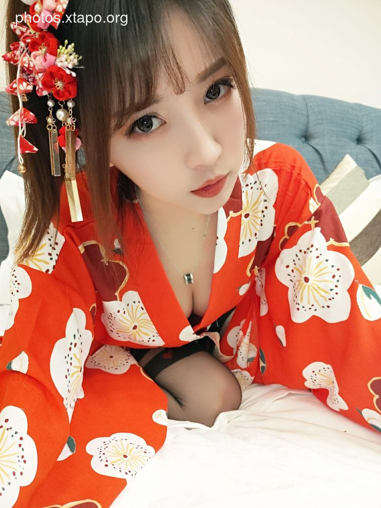 Little Witch Luna-Kimono Heart Black Stockings44P