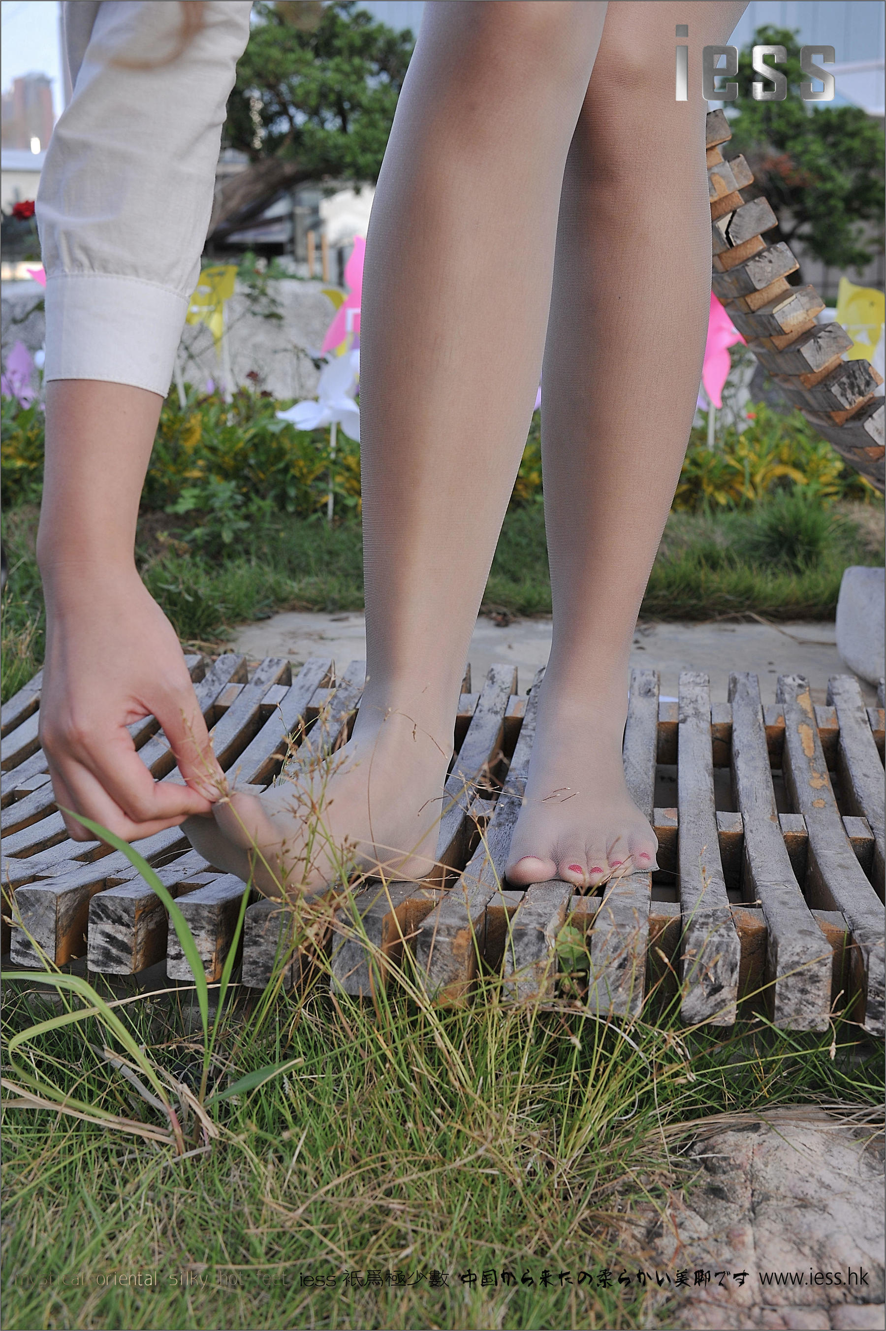 Silk Foot Bento 067 Yangyang Outdoor Gray Silk