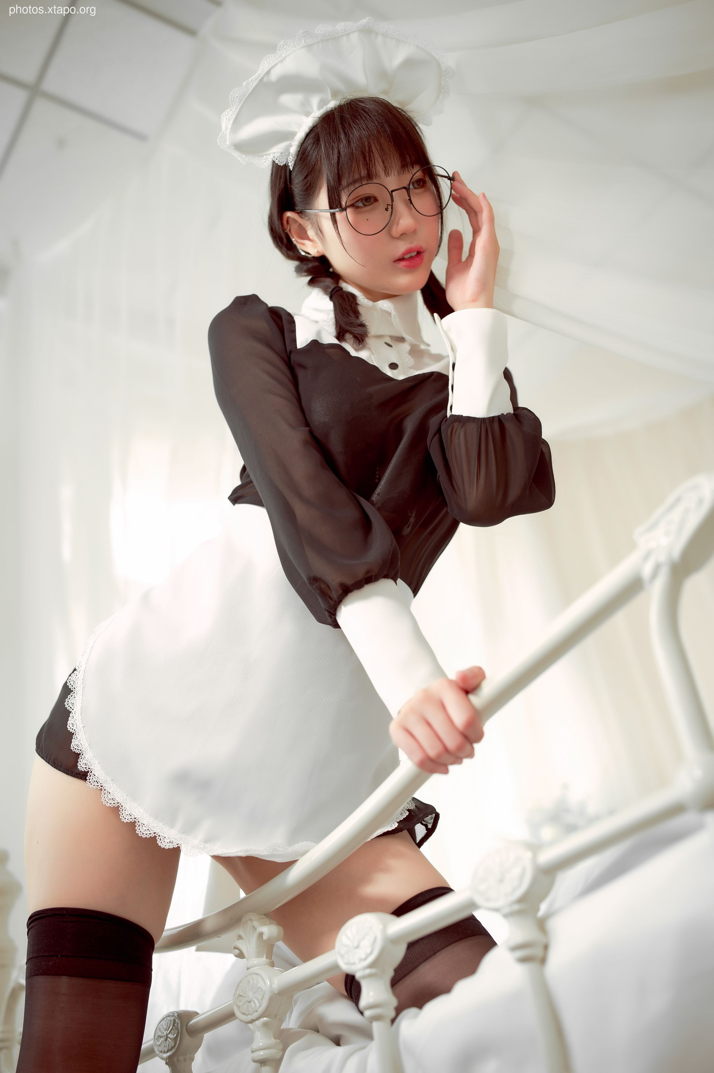 Zhou Yan is a cute rabbit-maid