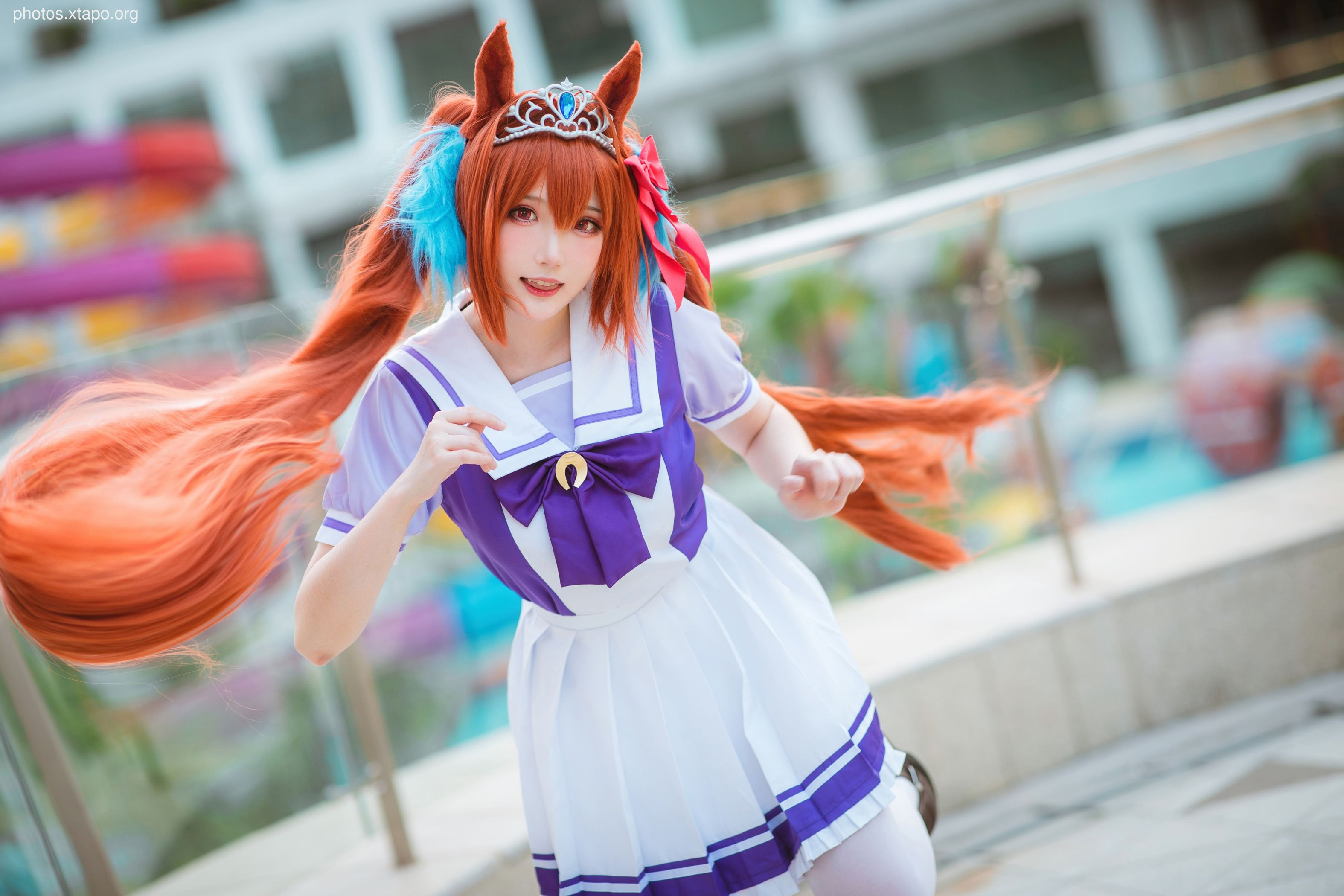 Guaxi sauce horse racing girls and Chiji Electronics