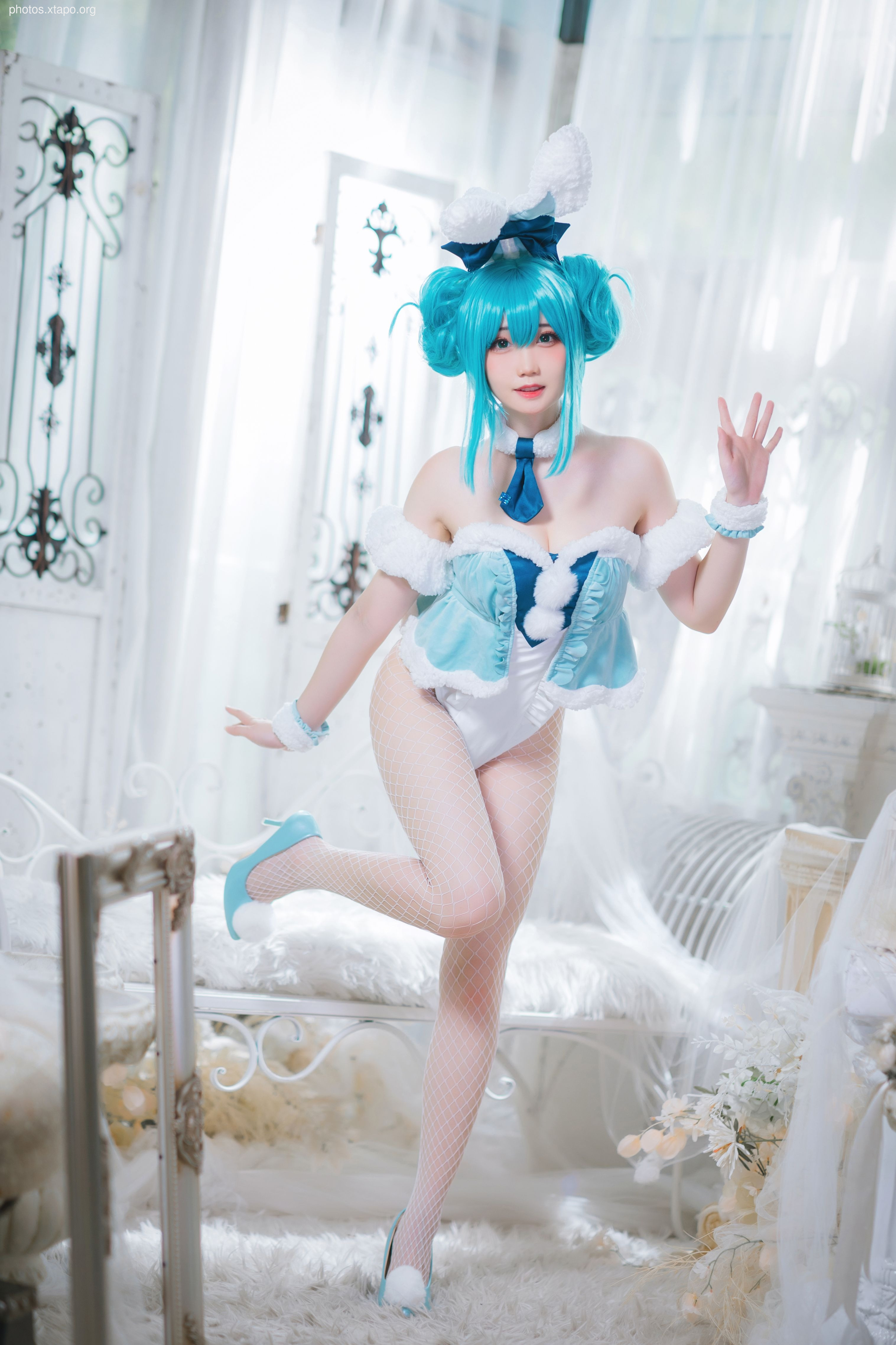 Supper carbon Hatsune Rabbit Girl 20P-239MB