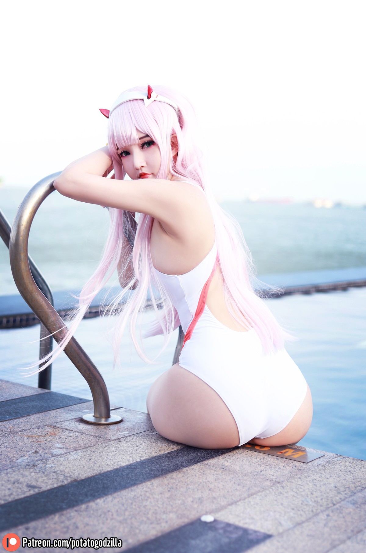 Cosplay Potato Godzilla Zero Two Swimsuit