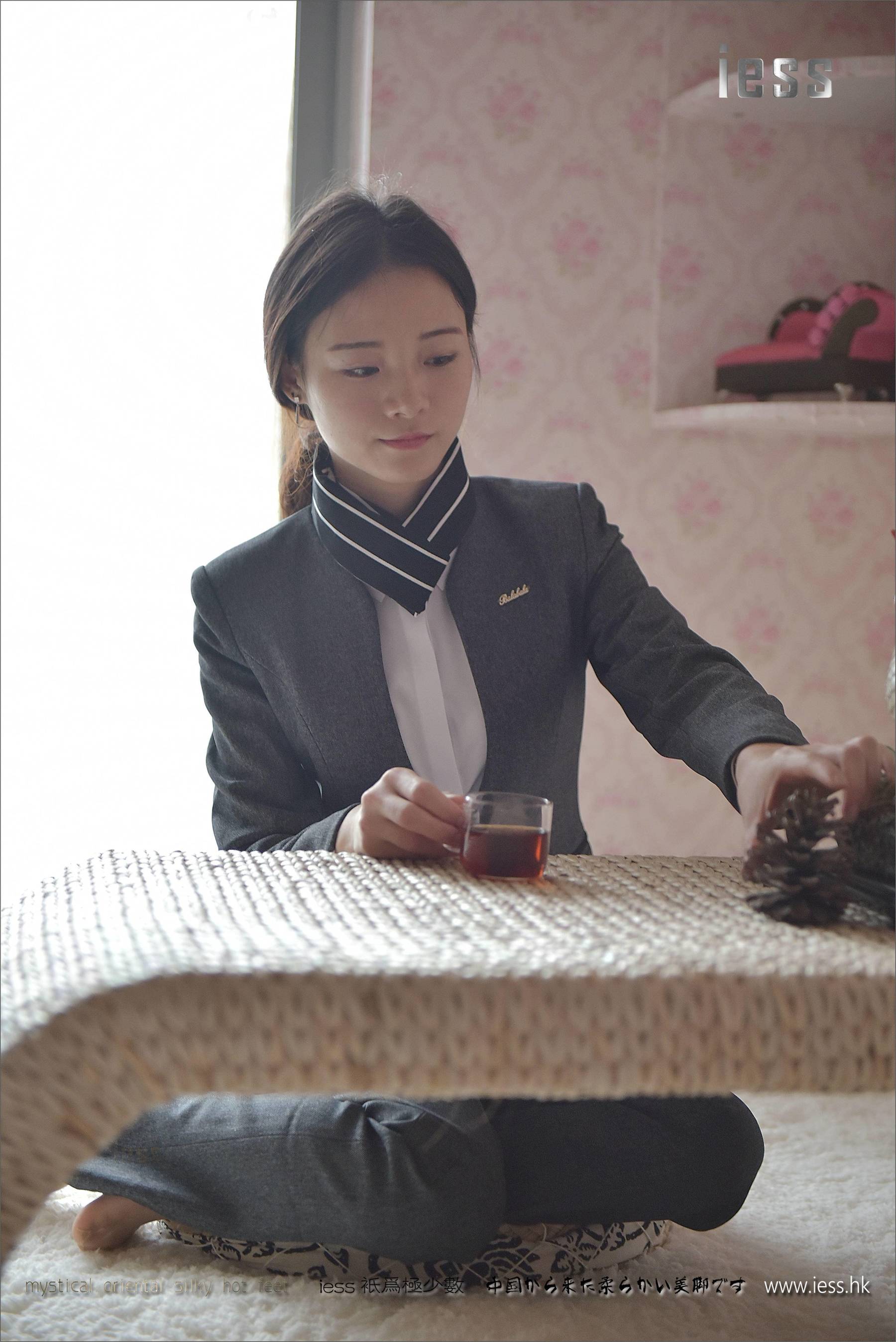 Silk Foot Bento 114 Little Six Little Six Pants Short Silk IESS Different Funbian