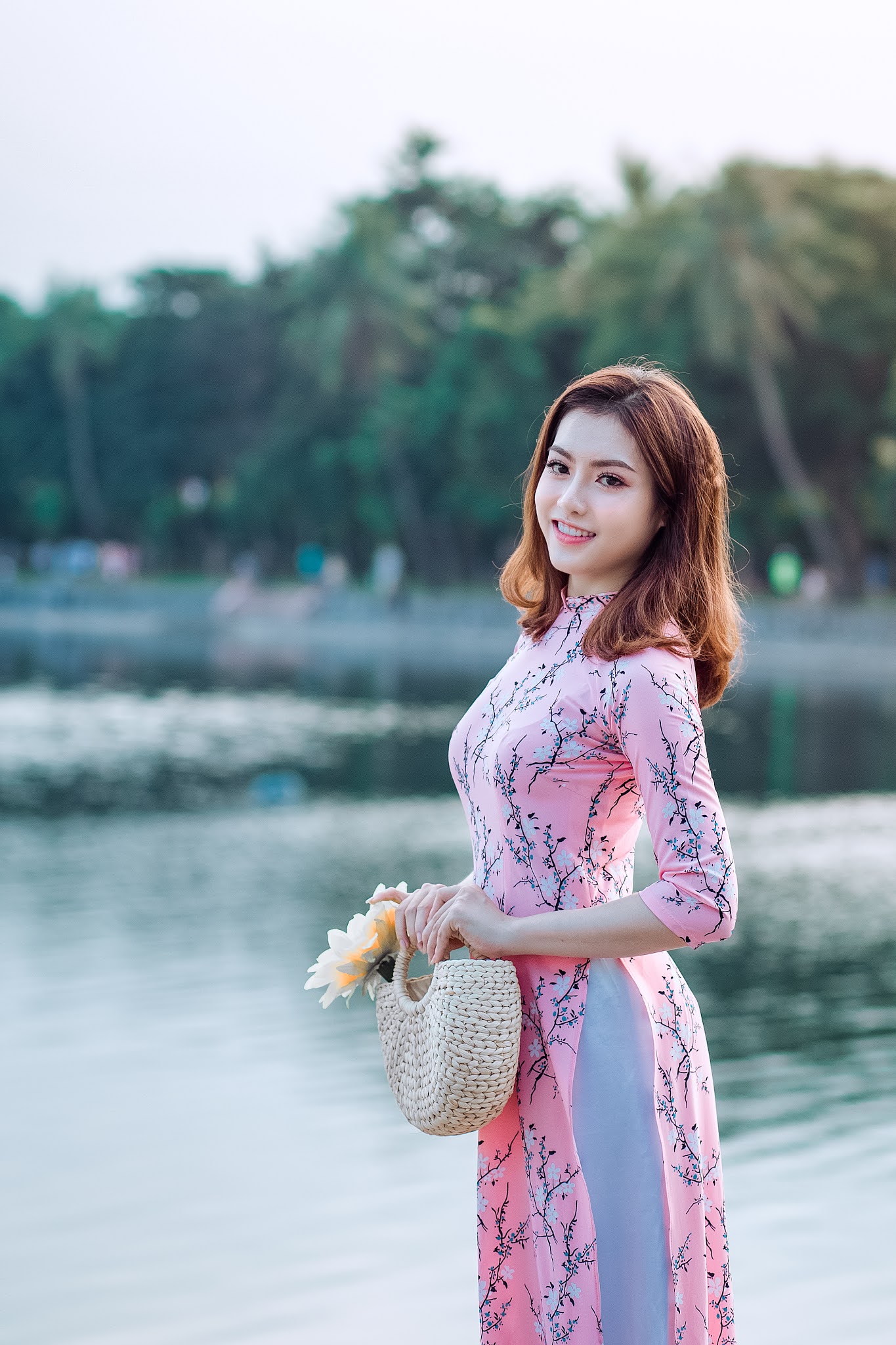 Top 100 most beautiful long dresses in Vietnam