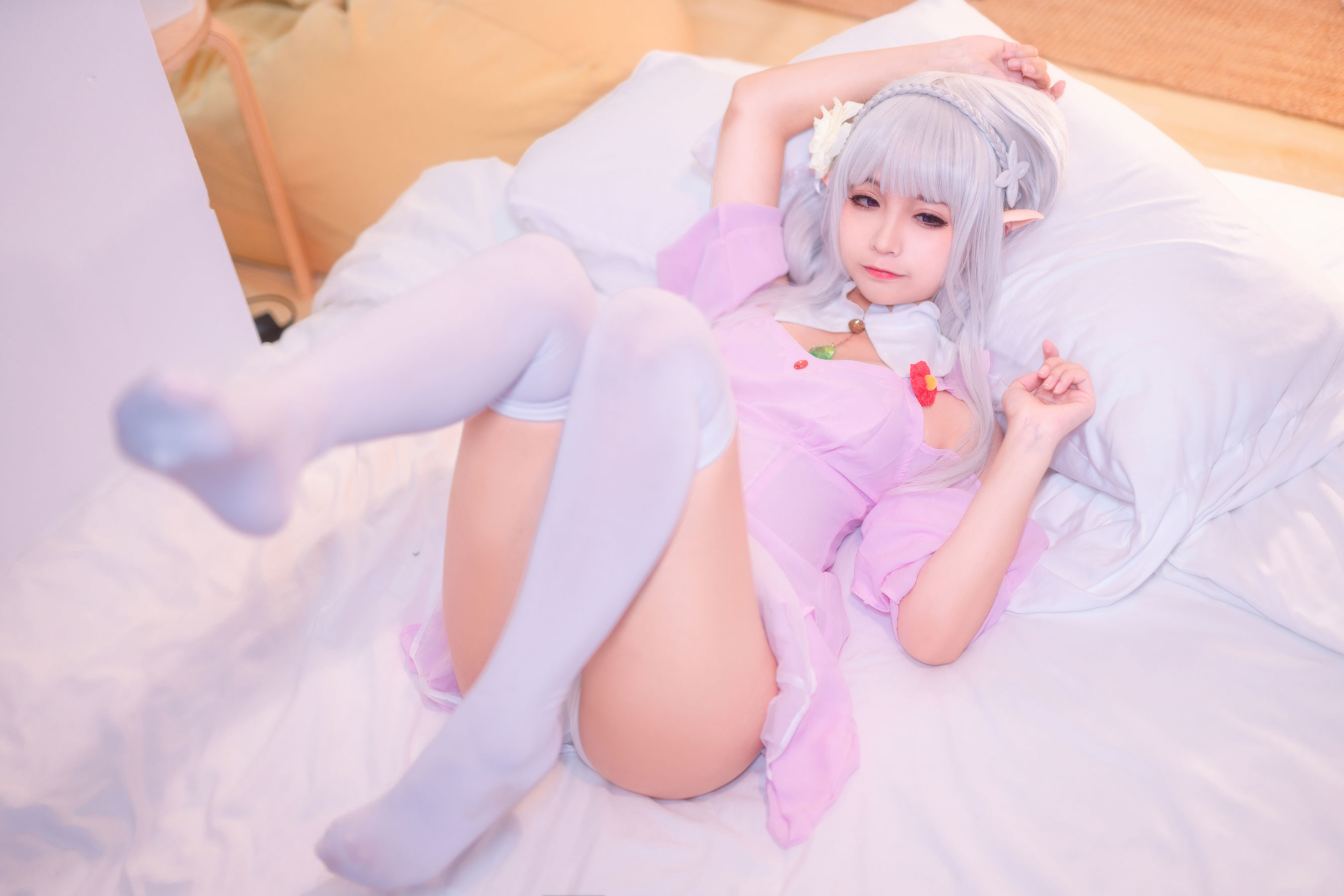 Anime blogger Stupid Mimo Emilia's pajamas