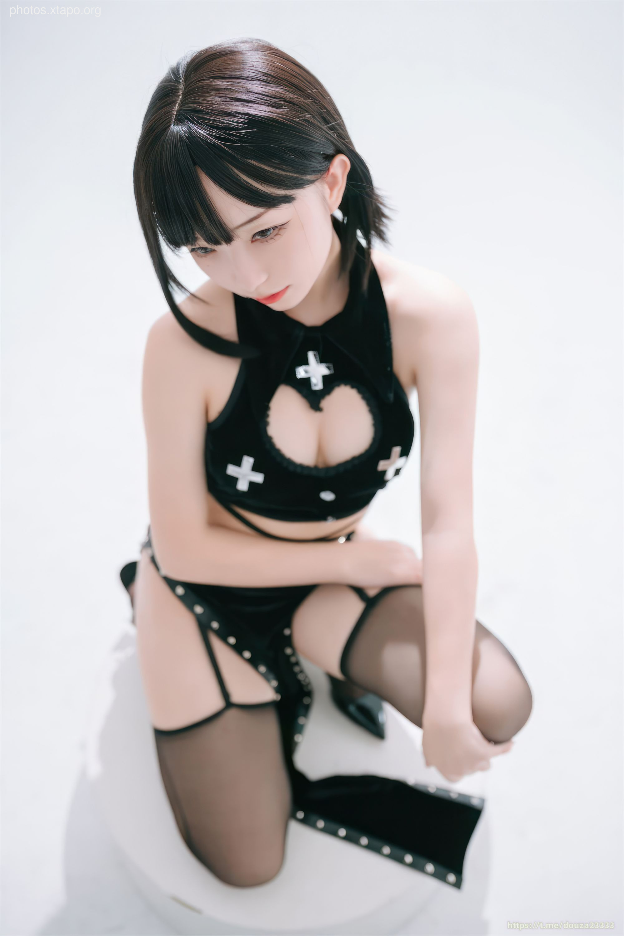 Flower Bell Garter Nun 71P