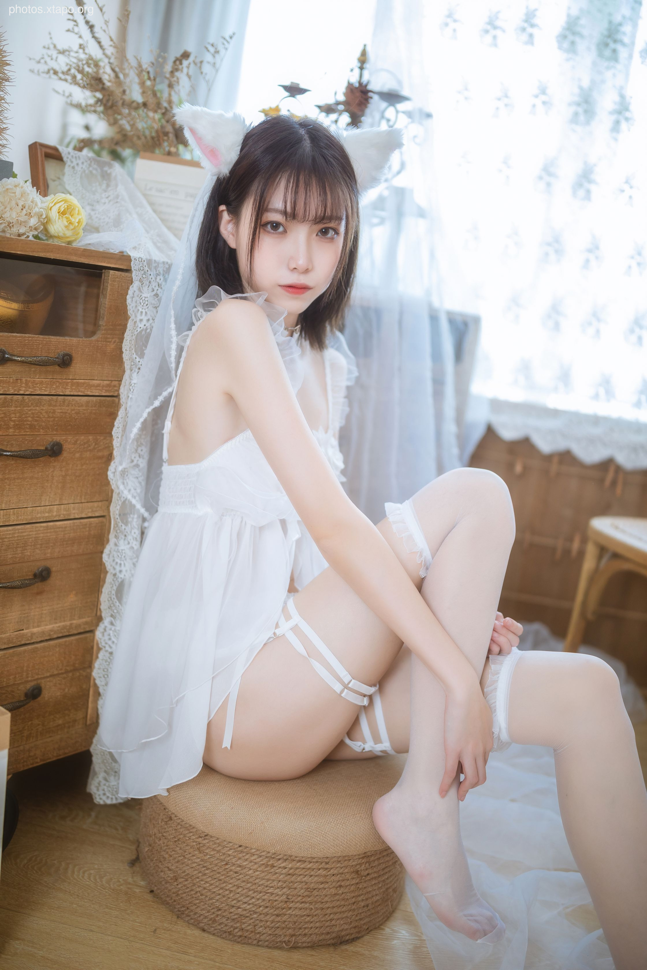 Xu Lan No.003 Girls White Skirt 41P-627MB