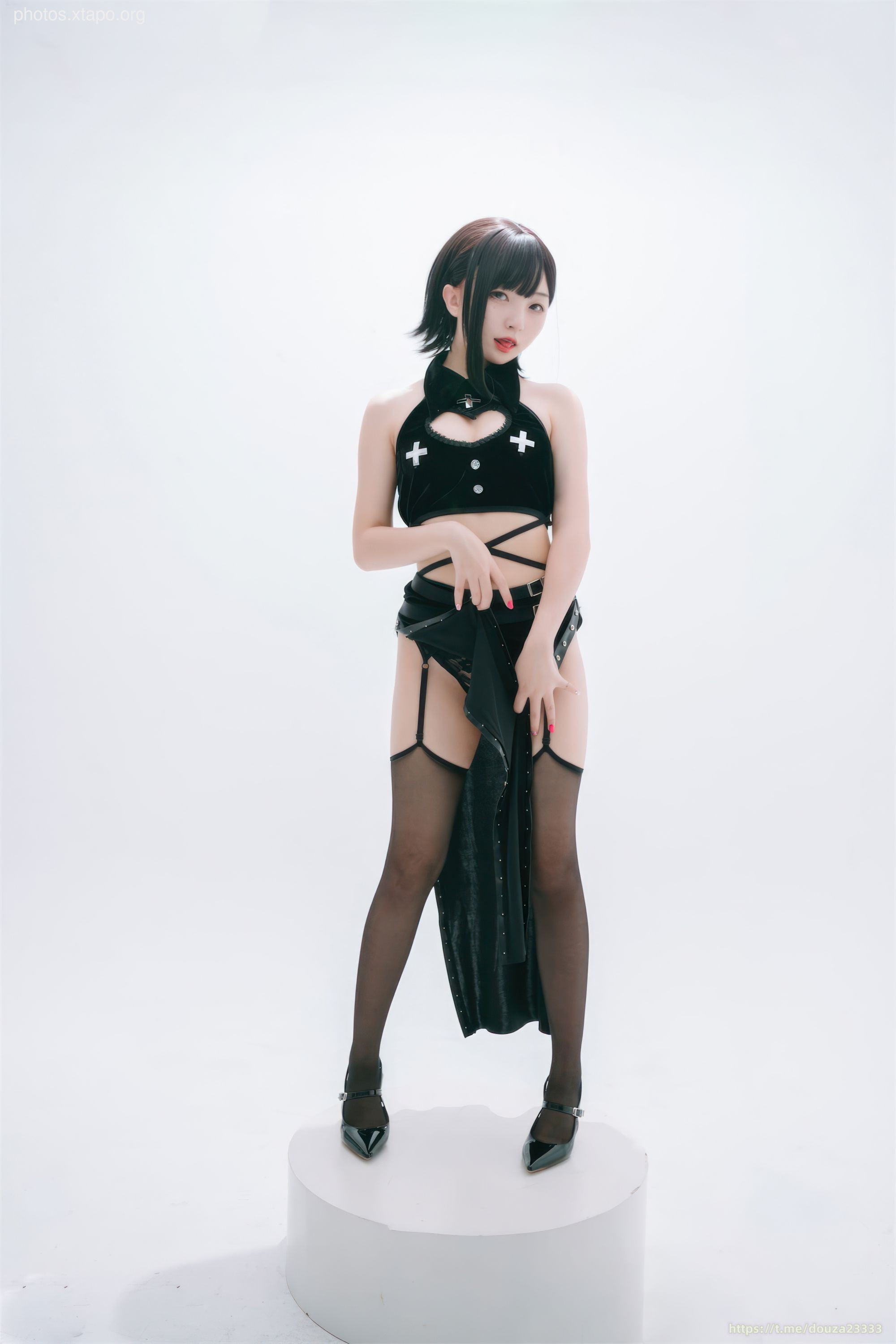 Flower Bell Garter Nun 71P