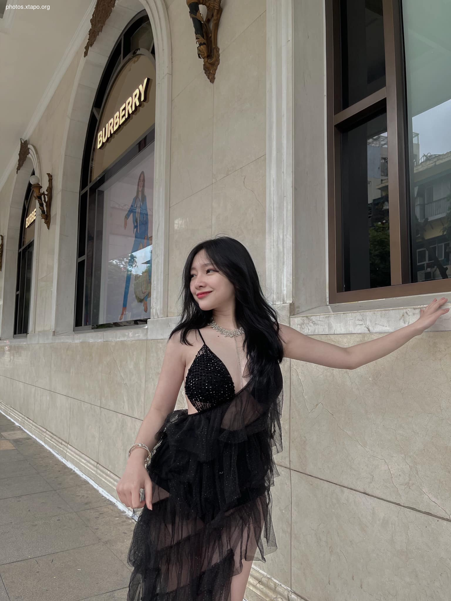 Hoang Nguyen Linh Chi (Linh Chichan)