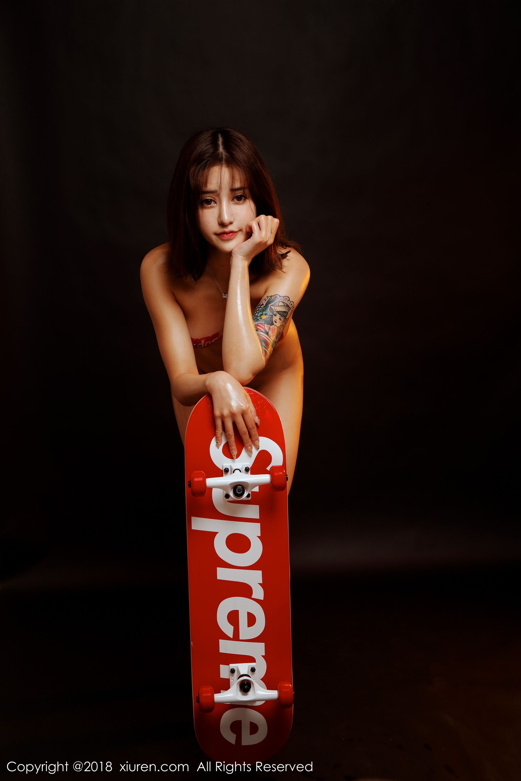 Danny Danny Sports skateboard human body oil and bathroom wet body Xiuren Xiuren No.994