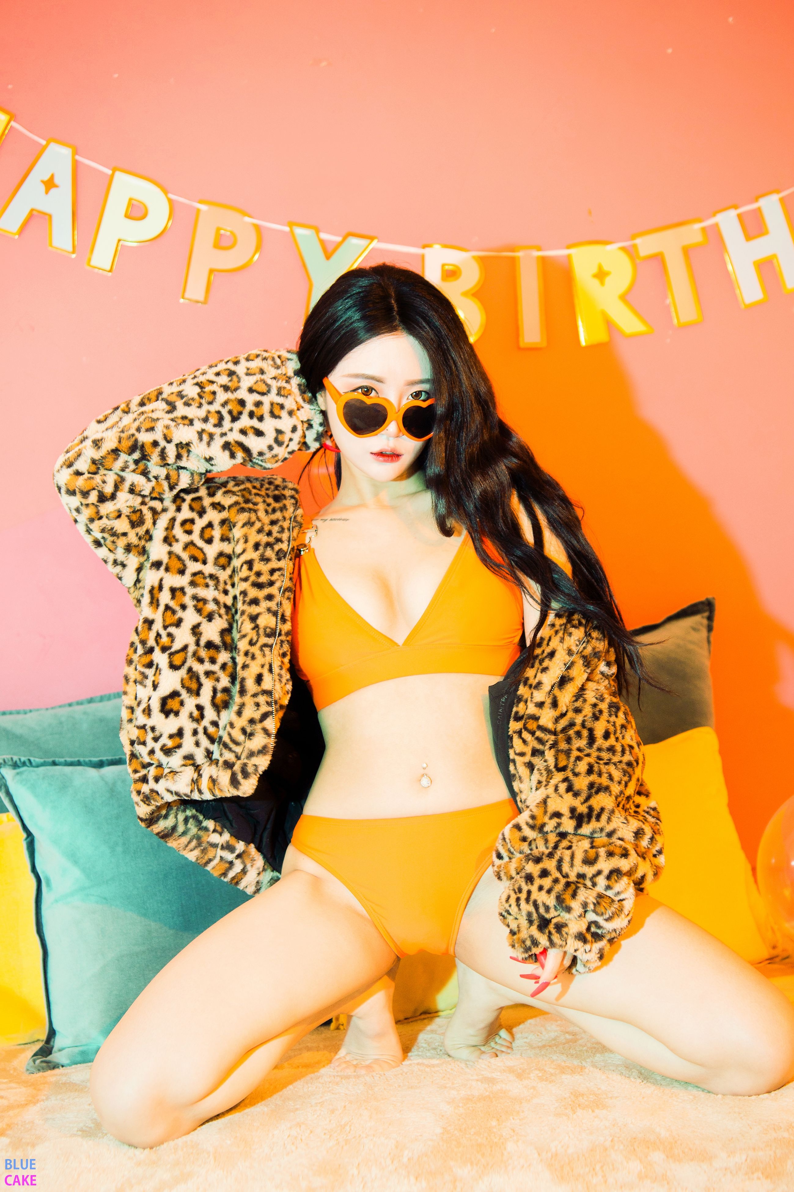 Bomi (보미) - BLUECAKE Happy Bomiday 95P-1.14GB