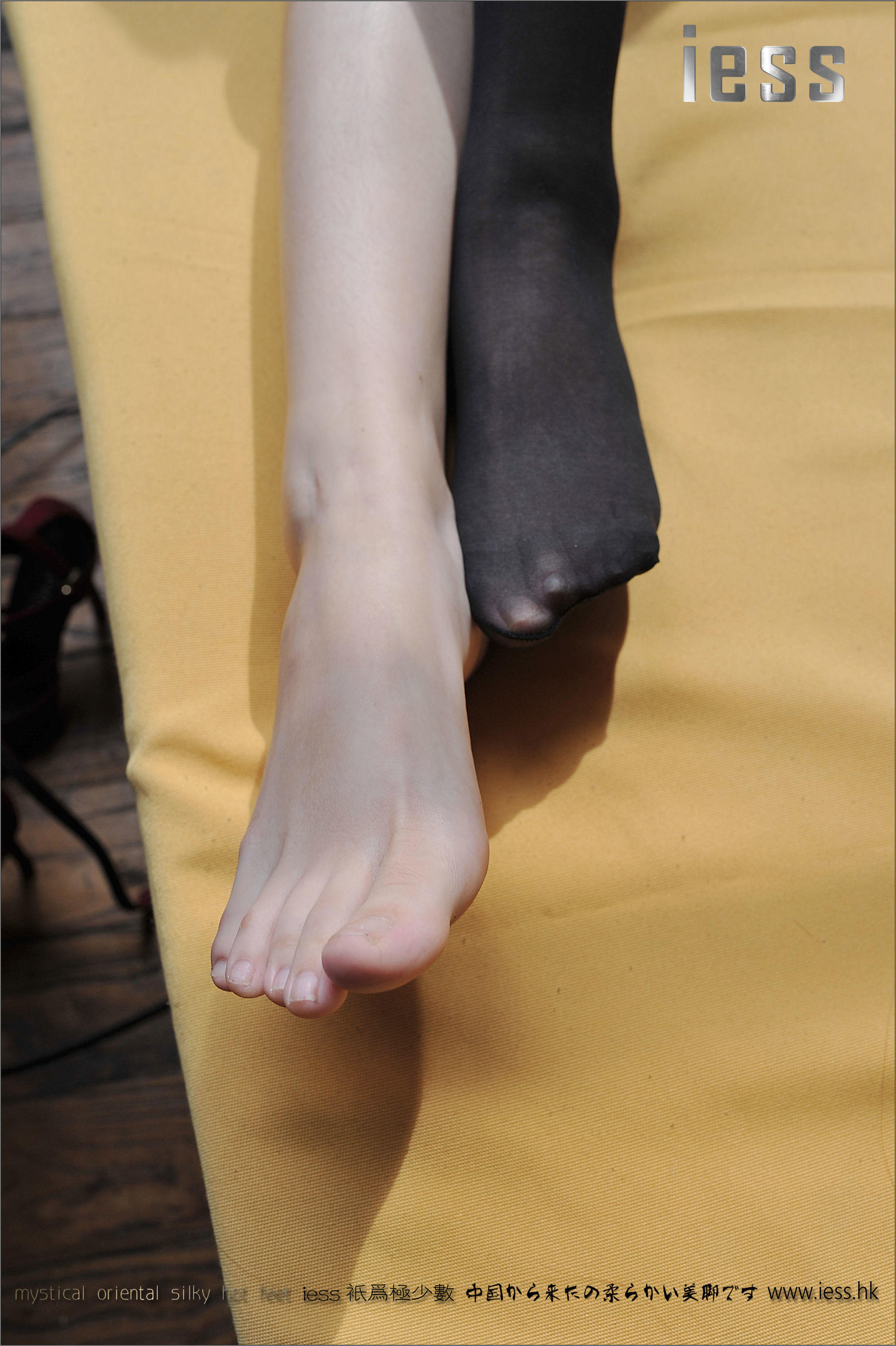 Silk Foot Bento 047 Xiaoxi Girls' Legs (Foot) IESS Thoughts and Fun