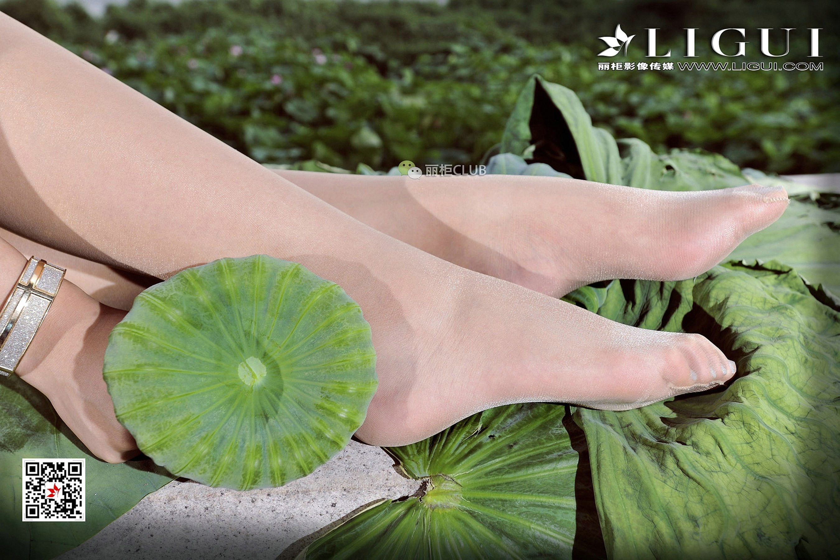 Model Leg Model AMILY Clothes SkirtSilk Foot Li Cabinel LIGUI